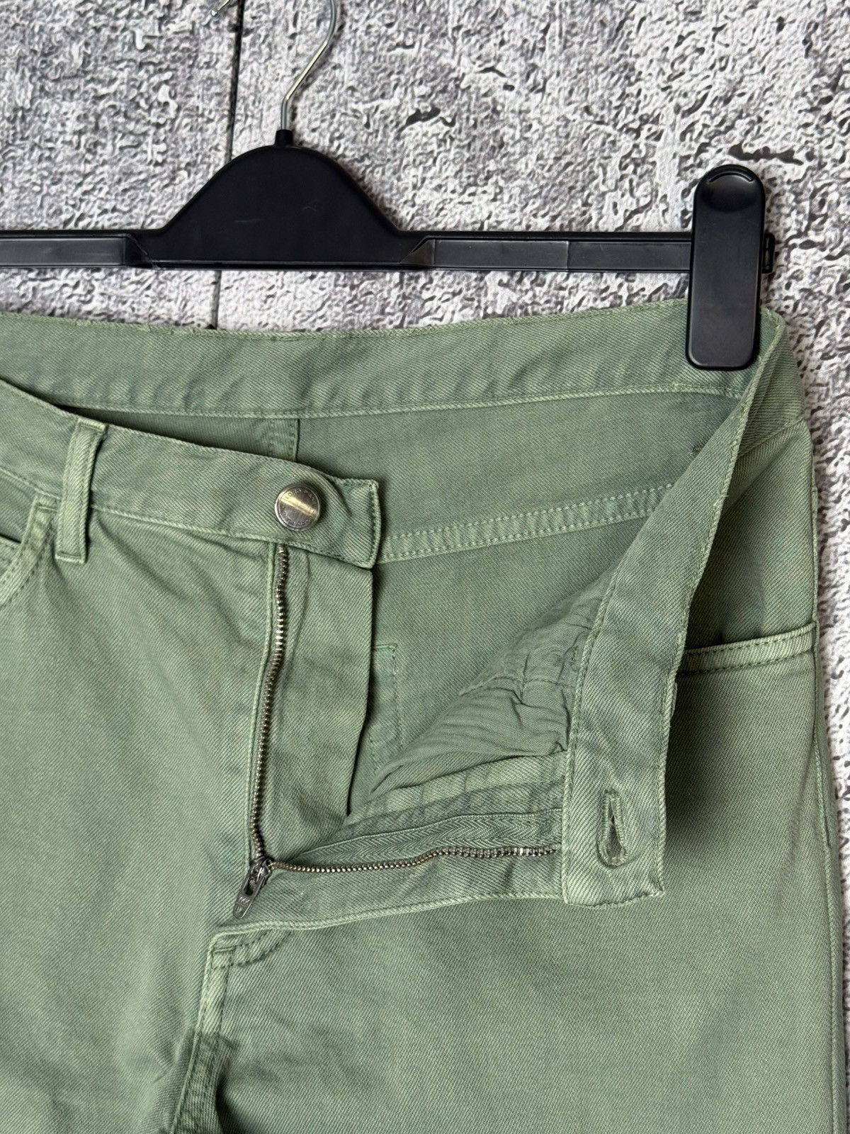 Loro Piana Loro Piana Green Jeans Denim Pants Chino Trousers Metal Logo Size US 30 / EU 46 - 15 Thumbnail