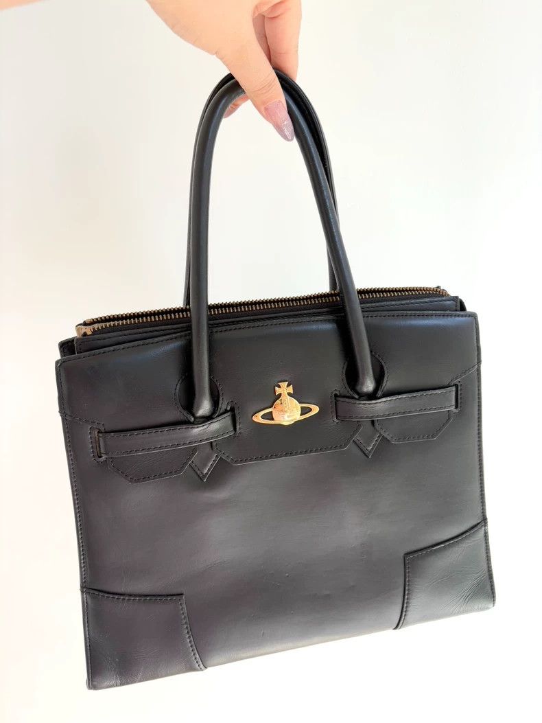 Vivienne Westwood size os Black Kelly Saturn briefcase hand