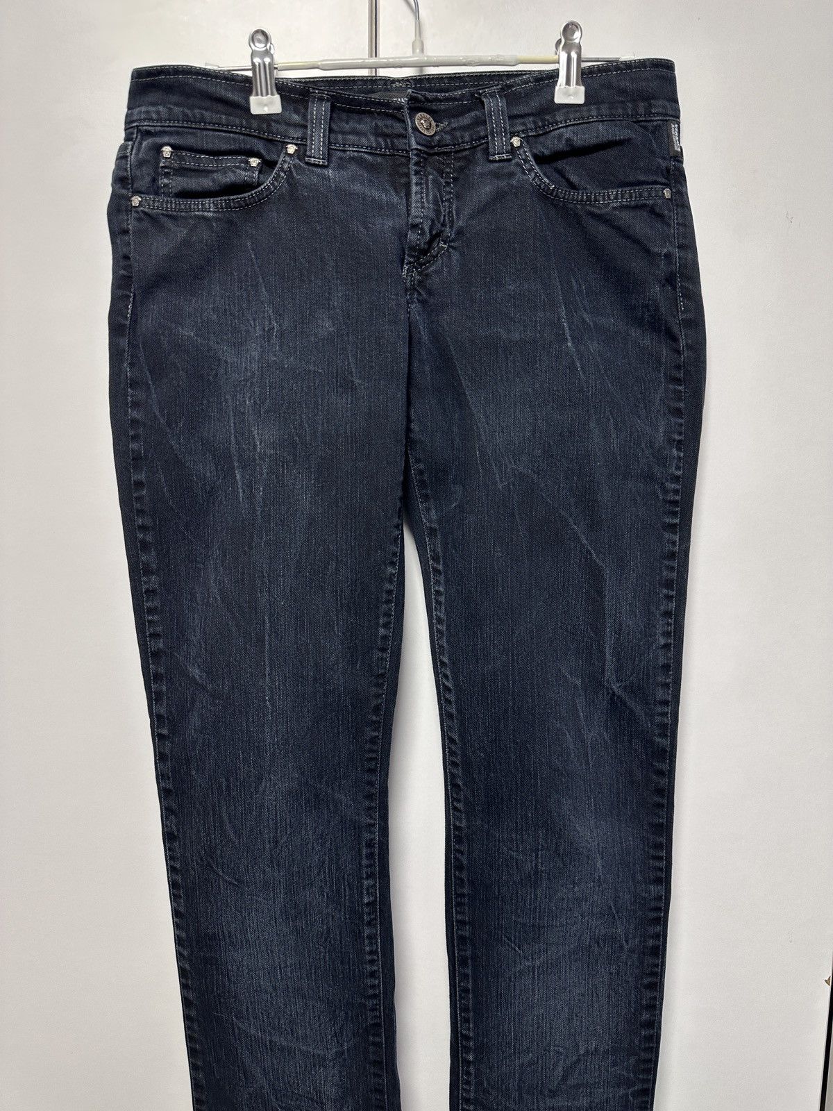 Versace Jeans Couture Versace jeans couture vintage luxury jeans Size 26" / US 2 / IT 38 - 2 Thumbnail