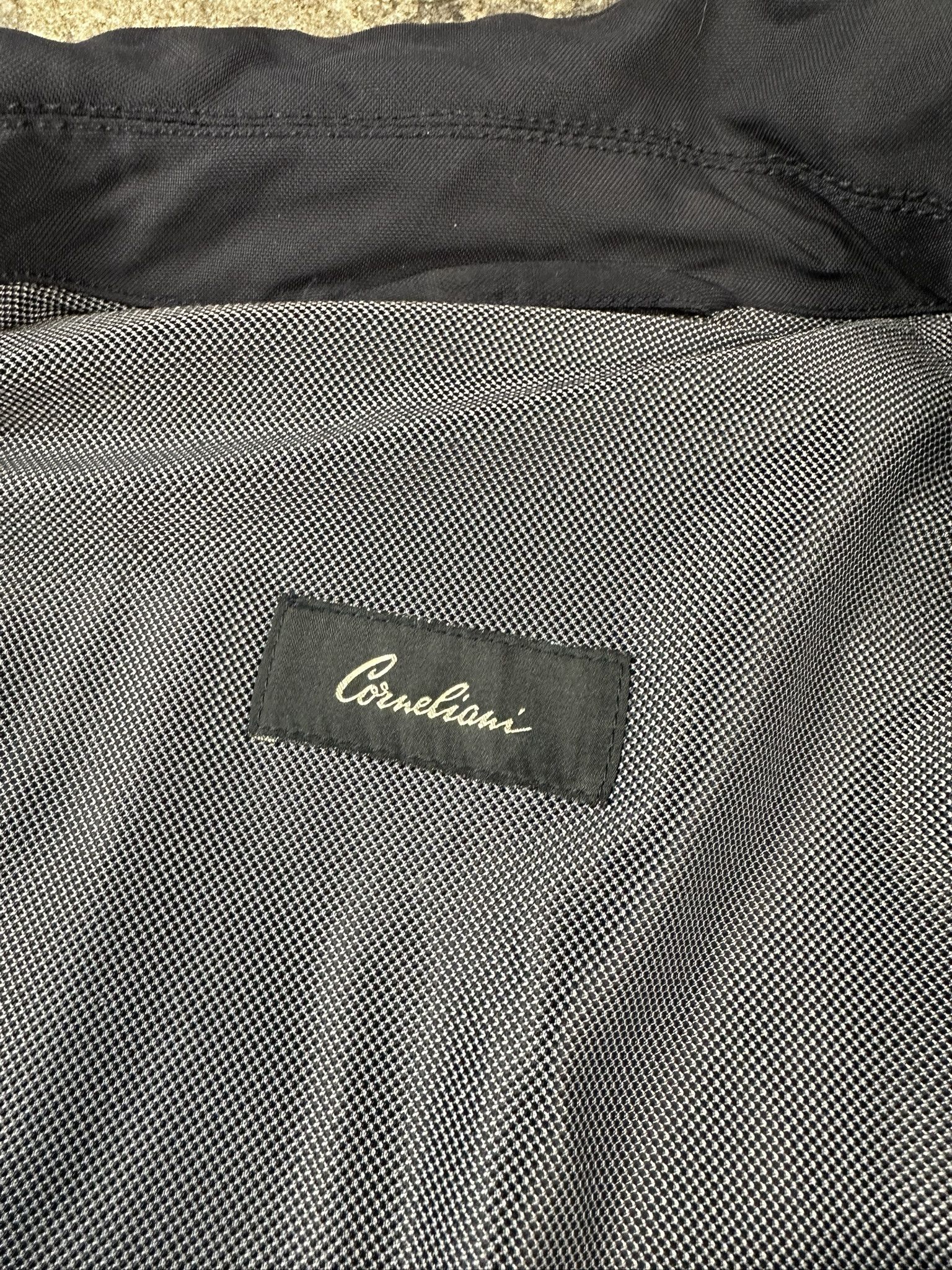 Corneliani Corneliani Luxury Nylon Coat Oldmoney Size US L / EU 52-54 / 3 - 6 Thumbnail