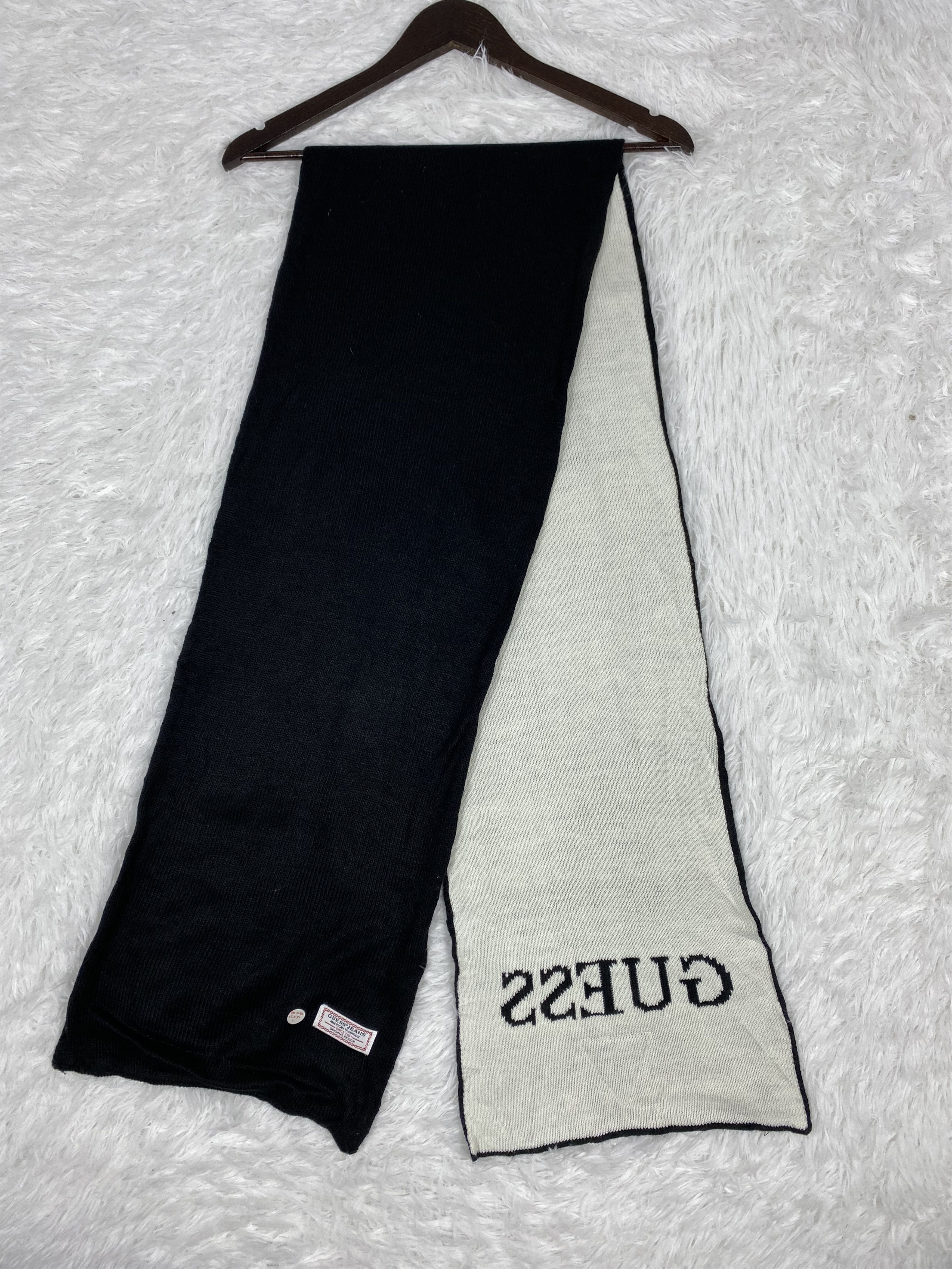 Guess Vintage Guess Scarf / Muffler Neckwear PM0190 Size ONE SIZE - 1 Thumbnail