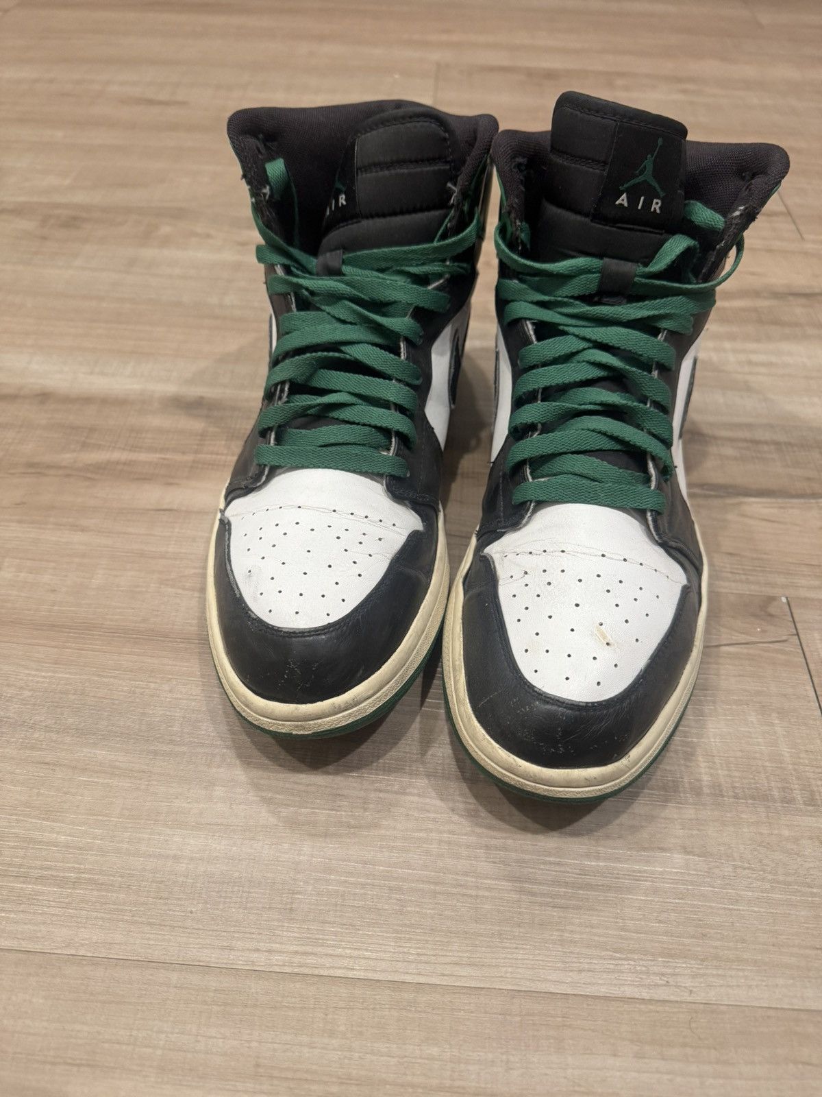 Nike Jordan 1 retro defining moments celtics (DMP) Size US 12 / EU 45 - 2 Thumbnail