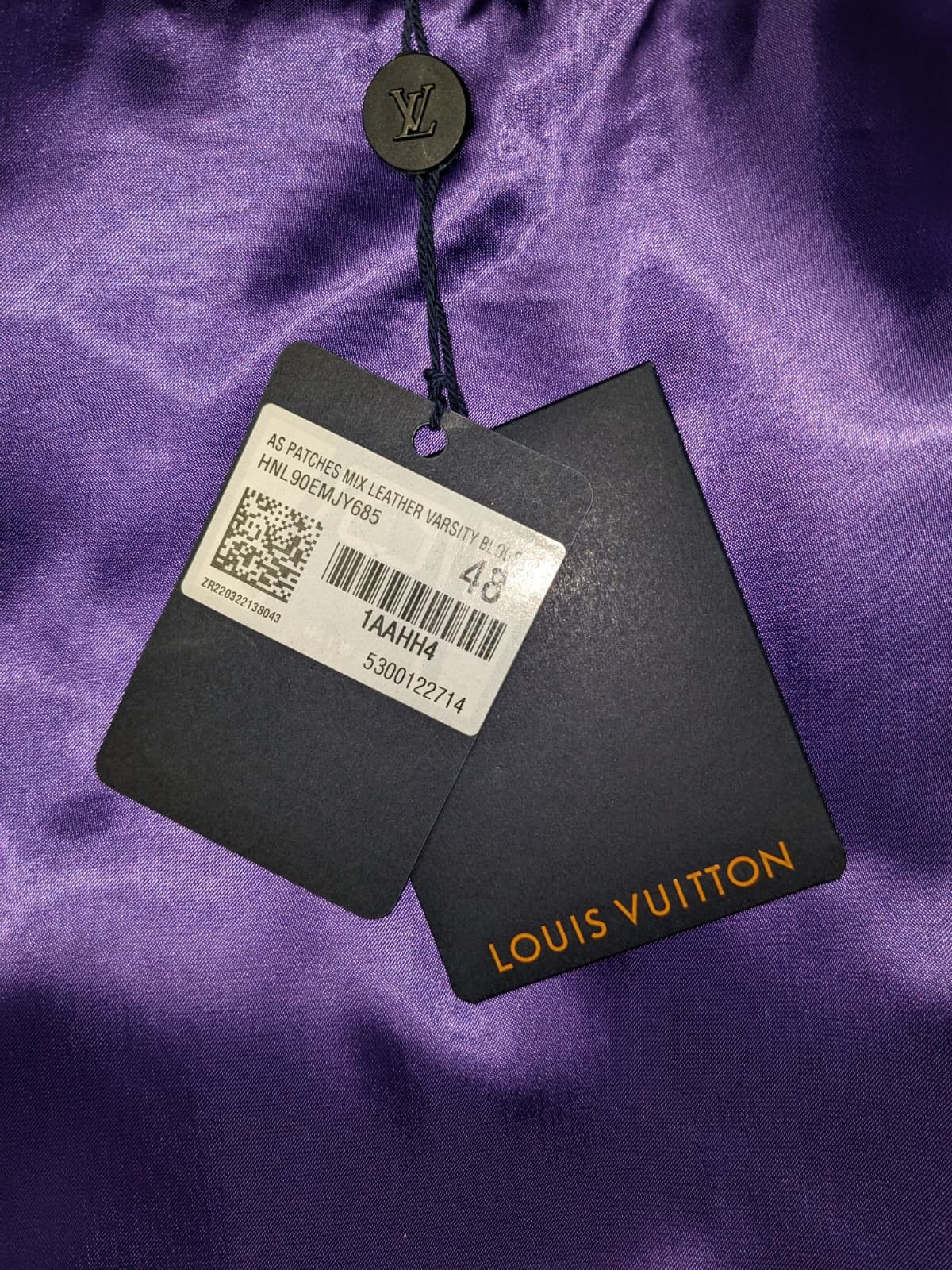 Louis Vuitton FW22 LOUIS VUITTON MULTI-PATCHES VARSITY JACKET Size US M / EU 48-50 / 2 - 5 Thumbnail