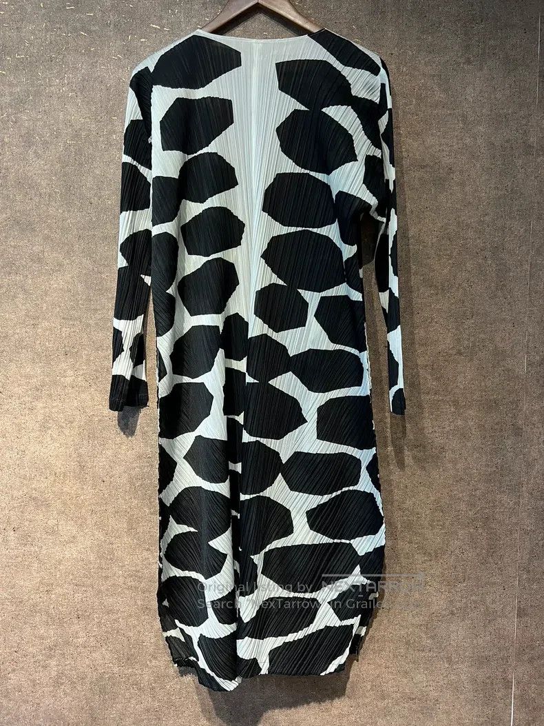Issey Miyake Issey Miyake Black Coat Size M / US 6-8 / IT 42-44 - 5 Thumbnail