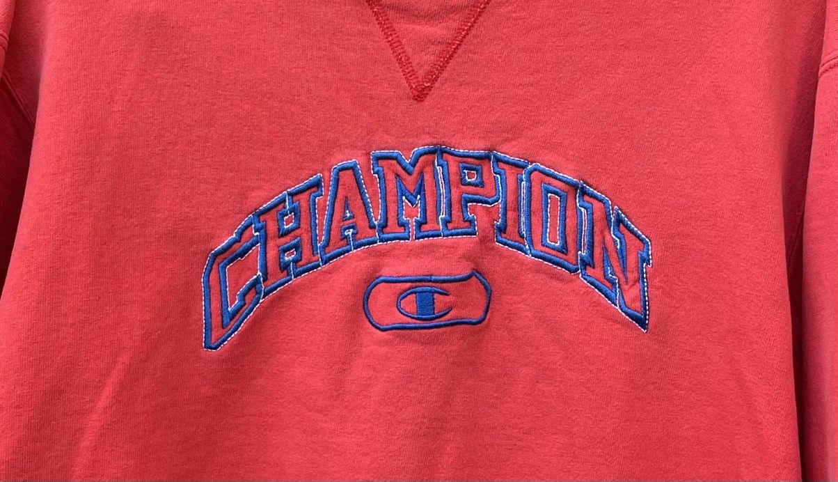 Champion Vintage 80s Champion Embroidered Crewneck Sweatshirt Size US XL / EU 56 / 4 - 7 Thumbnail