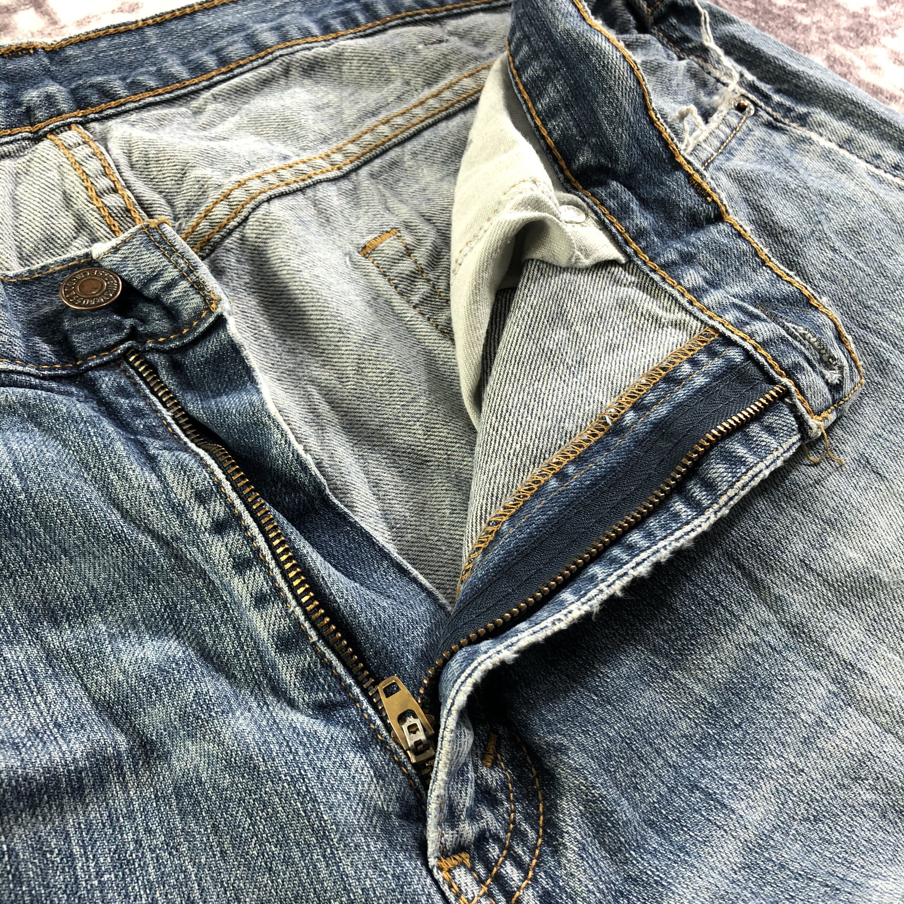 Levi's × Vintage Vintage Blue Wash Levis 559 Jeans-JM3386 Size US 40 / EU 56 - 9 Thumbnail