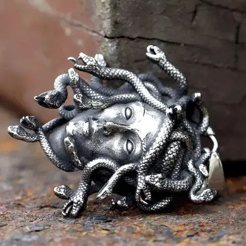 Japanese Brand Stainless Steel Medusa Pendant Necklace Size ONE SIZE - 3 Thumbnail
