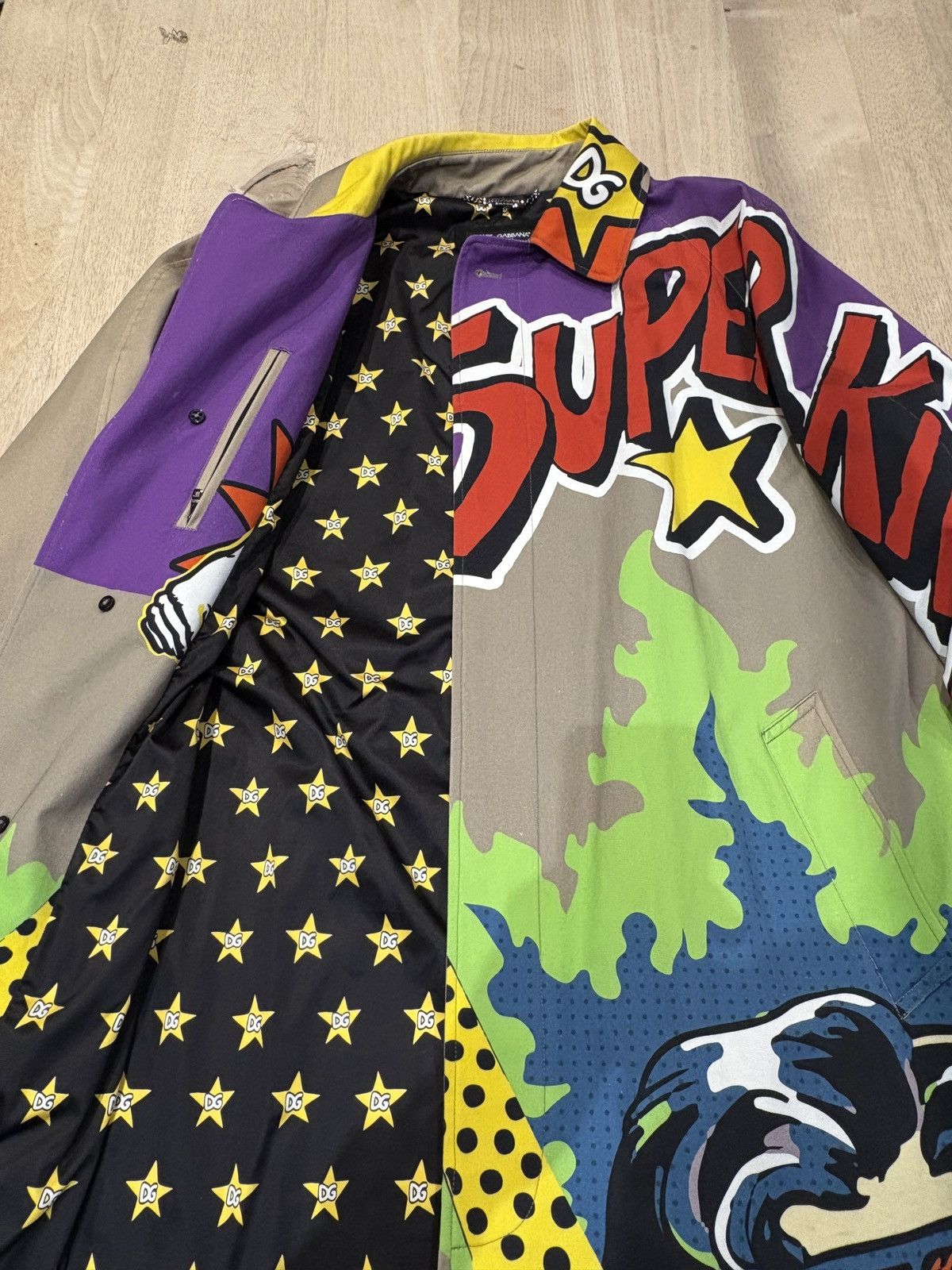 Dolce & Gabbana Comics trench D@G (super heroes) Size US M / EU 48-50 / 2 - 3 Thumbnail
