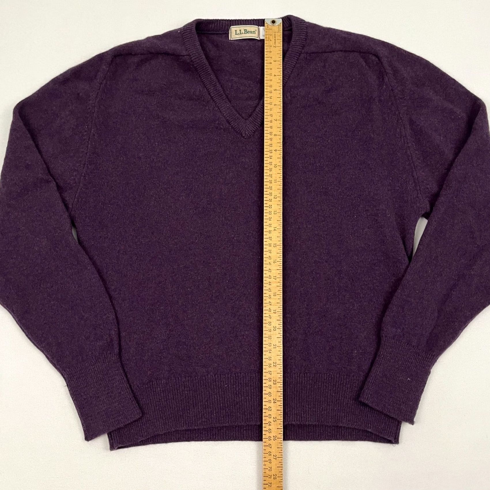 Vintage VINTAGE 90s LL Bean Lambswool Sweater Mens L Purple Knit V-Neck Jumper Scotland Prep Pullover Size US L / EU 52-54 / 3 - 3 Thumbnail