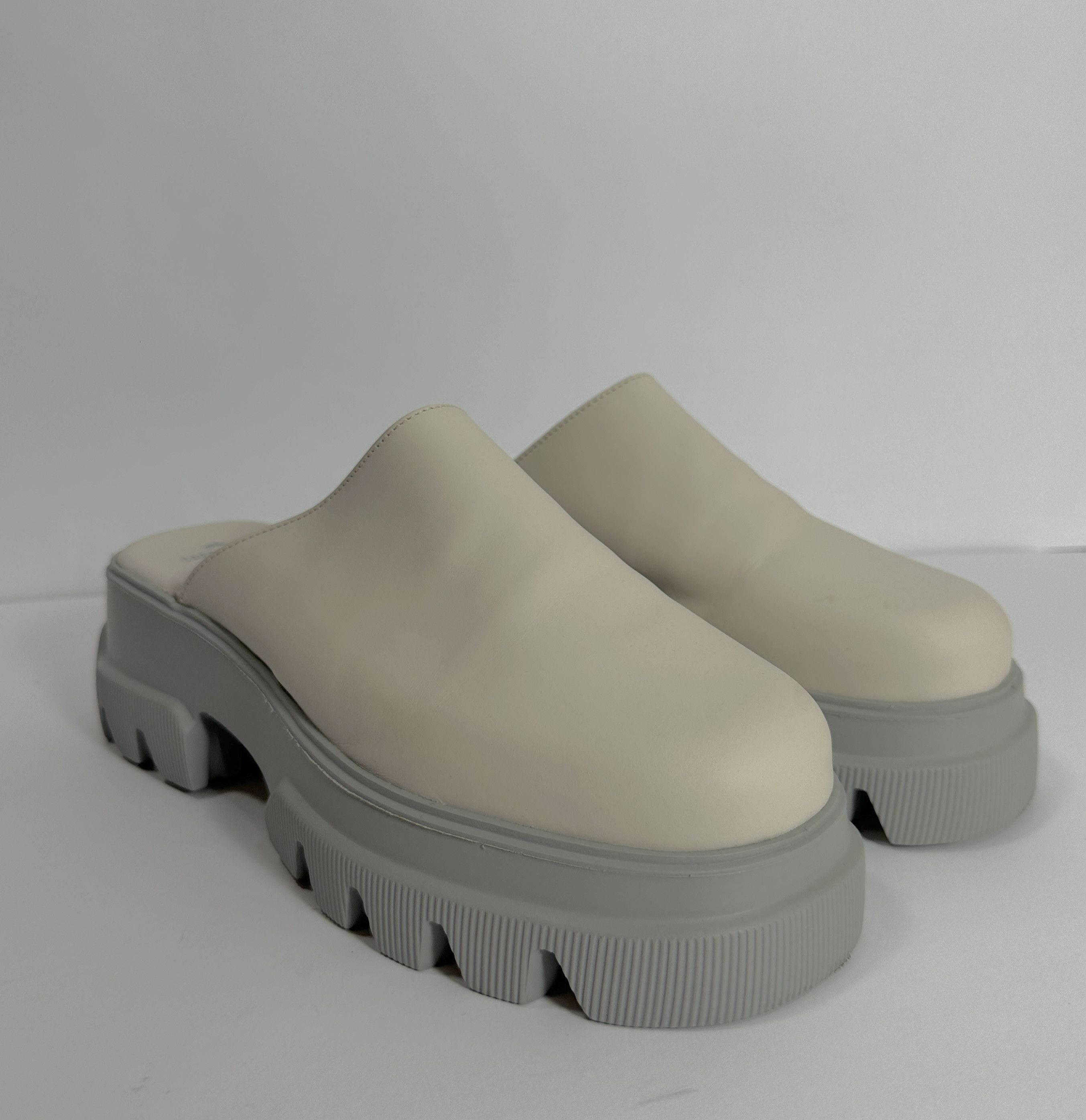 image of Copenhagen Studios Leather White Grey Mule Shoess Shoes, Women's (Size 9)