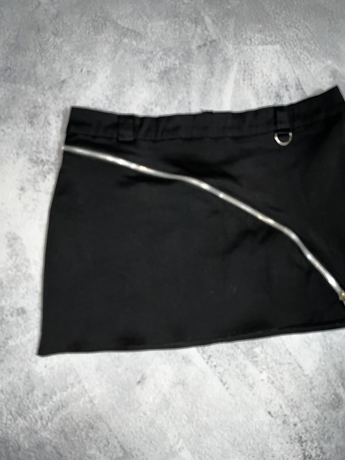 Japanese Brand × Vintage Vintage Y2K opium zip mini skirt japanese style size 30 Size 30" / US 8 / IT 44 - 2 Thumbnail