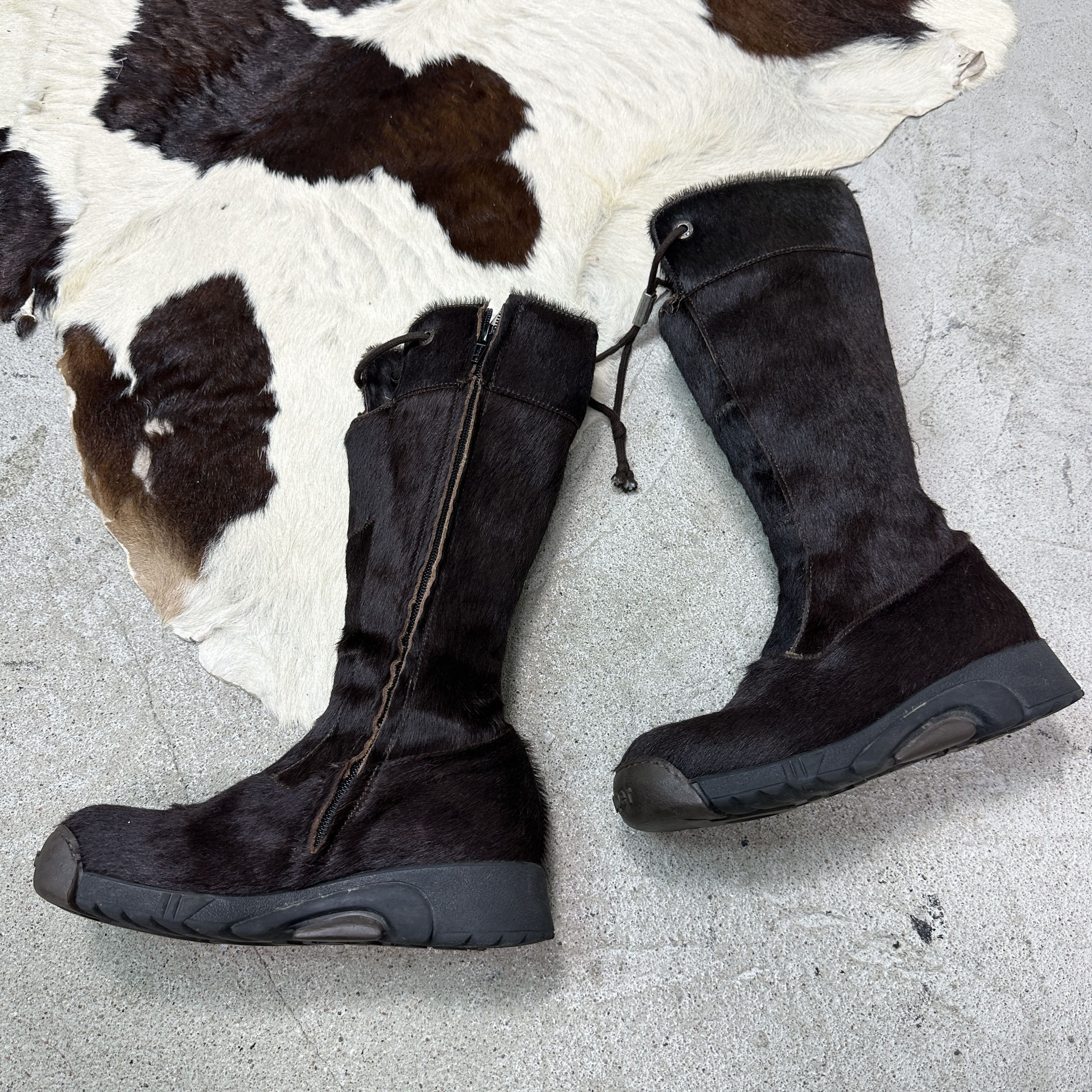 Vintage Vintage Leather Bumper Pony Hair Snowboots Y2K Size US 6 / IT 36 - 10 Thumbnail
