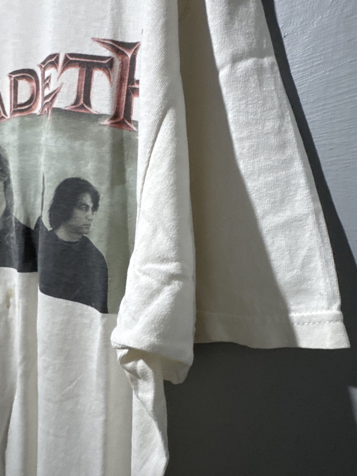 Band Tees Vintage 2001/02 Megadeth The World Need A Hero Tour T-Shirt Size US XL / EU 56 / 4 - 5 Thumbnail