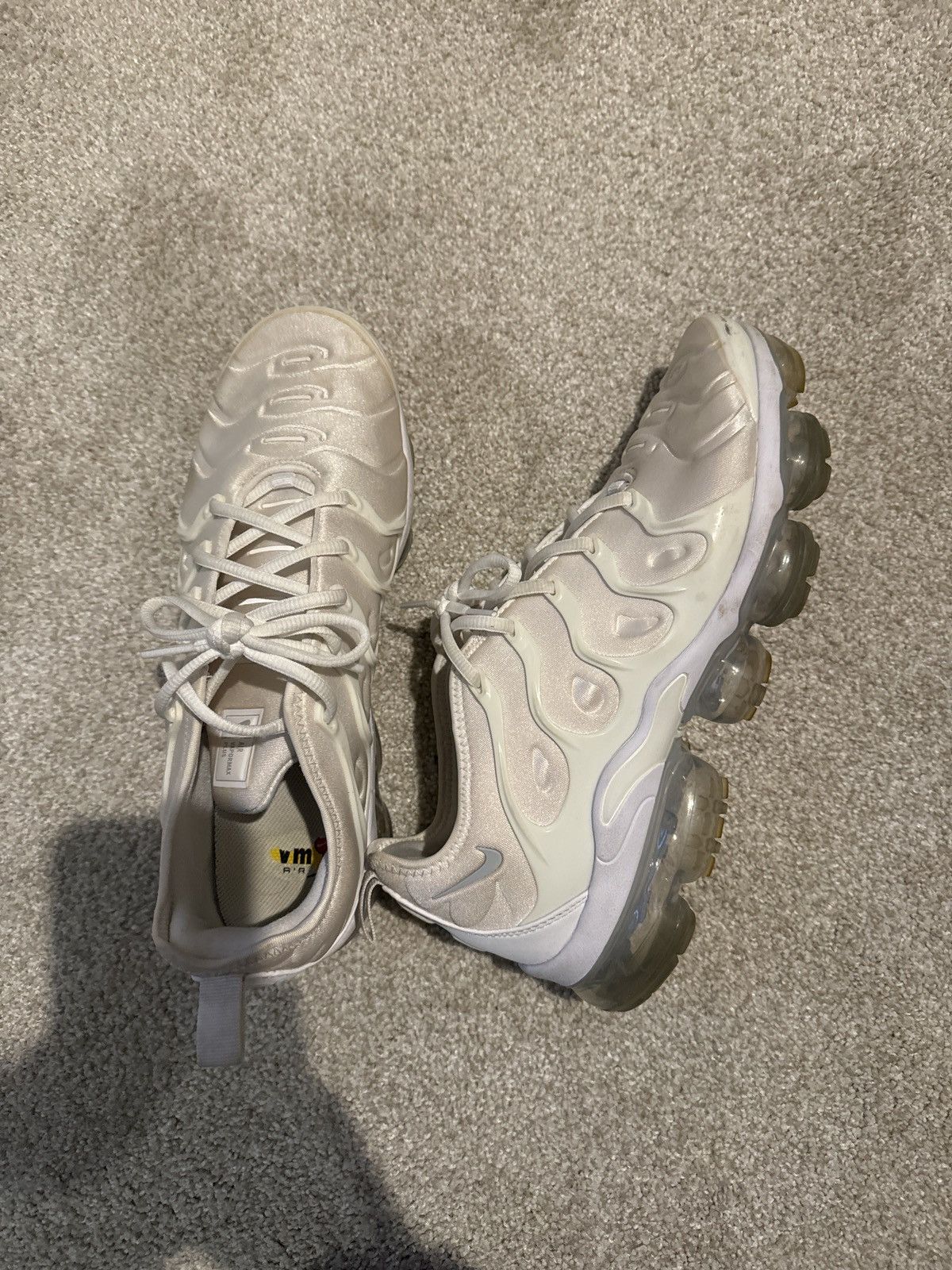 Nike Nike air vapor max white Size US 11.5 / EU 44-45 - 1 Thumbnail