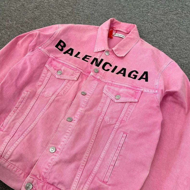 Balenciaga Balenciaga size 36 Embroidered Logo washed denim jacket 250 Size US M / EU 48-50 / 2 - 4 Thumbnail
