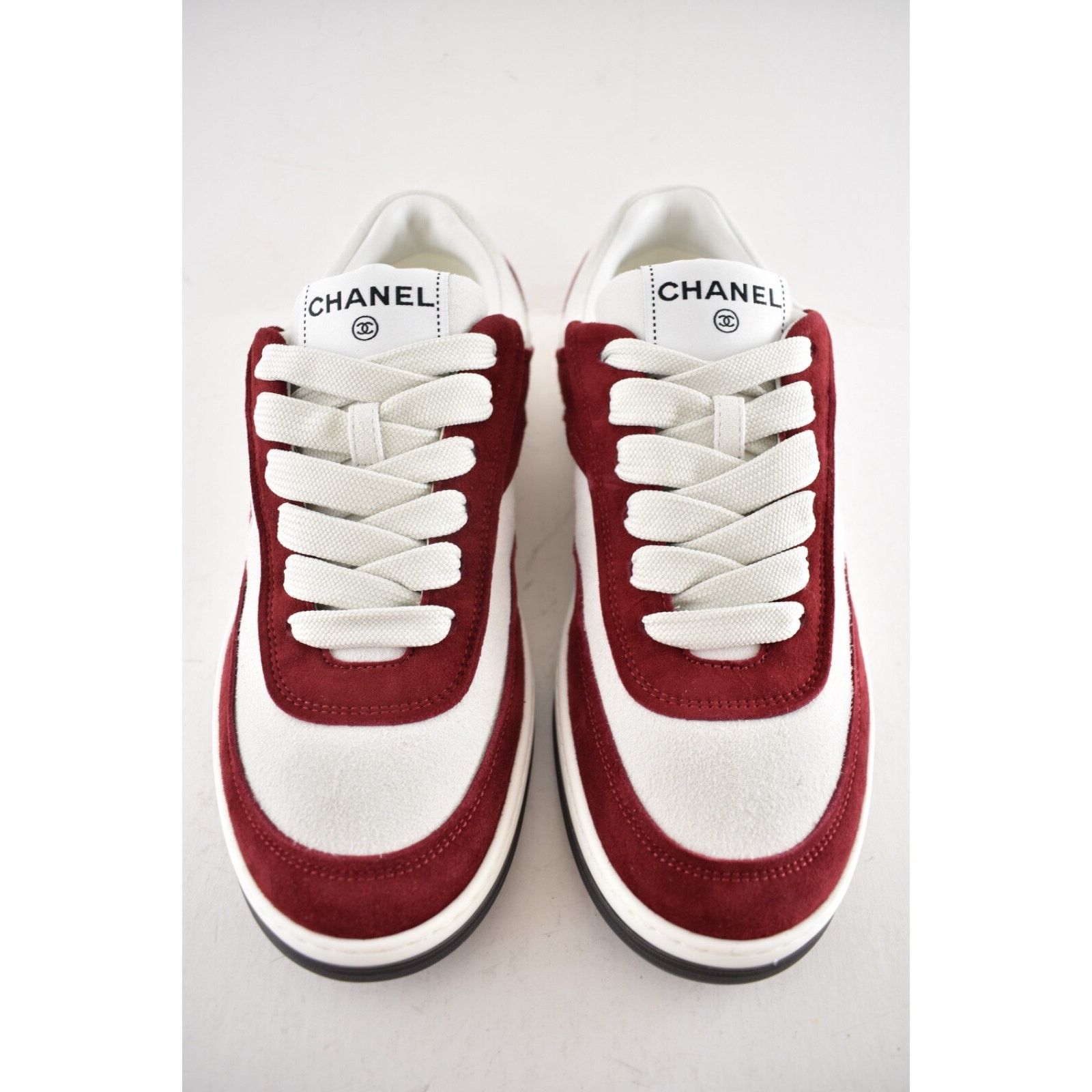 Chanel Chanel 23P Burgundy Suede Flat Lace Up Runner Sneaker 38.5 Size US 8.5 / IT 38.5 - 8 Thumbnail