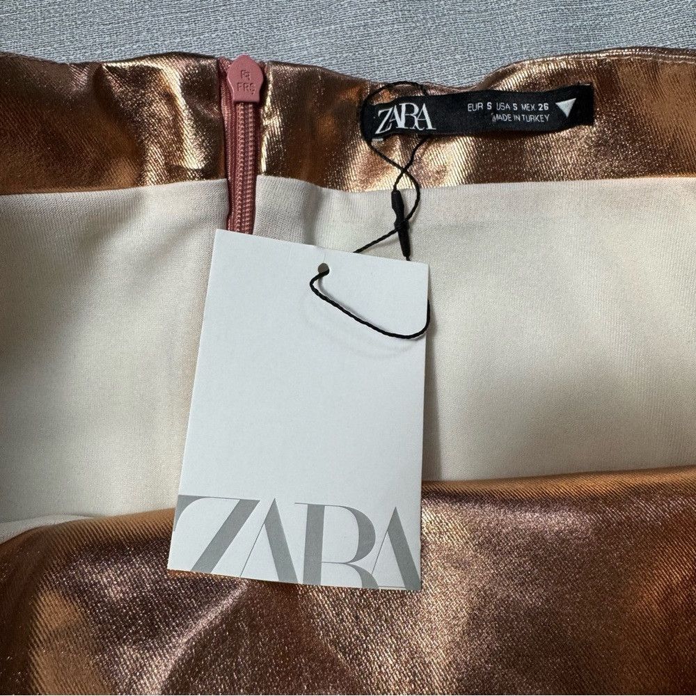 Zara NWT New Zara Metallic Strapless Gold Top Size S Size S / US 4 / IT 40 - 9 Thumbnail