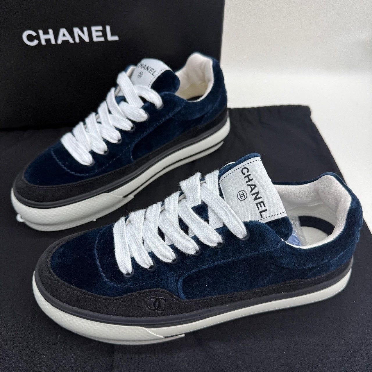 Chanel Chanel Leather Blue Lowtop Sneakers us_6-5 Women Size US 6.5 / IT 36.5 - 1 Thumbnail