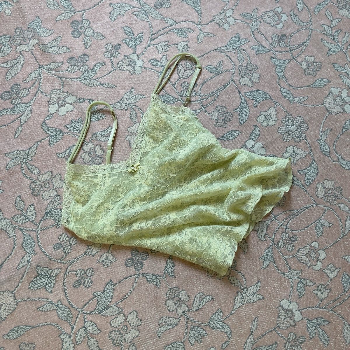 Victoria's Secret Victoria’s Secret Green Floral Mesh Camisole (S–M) Size M / US 6-8 / IT 42-44 - 1 Thumbnail