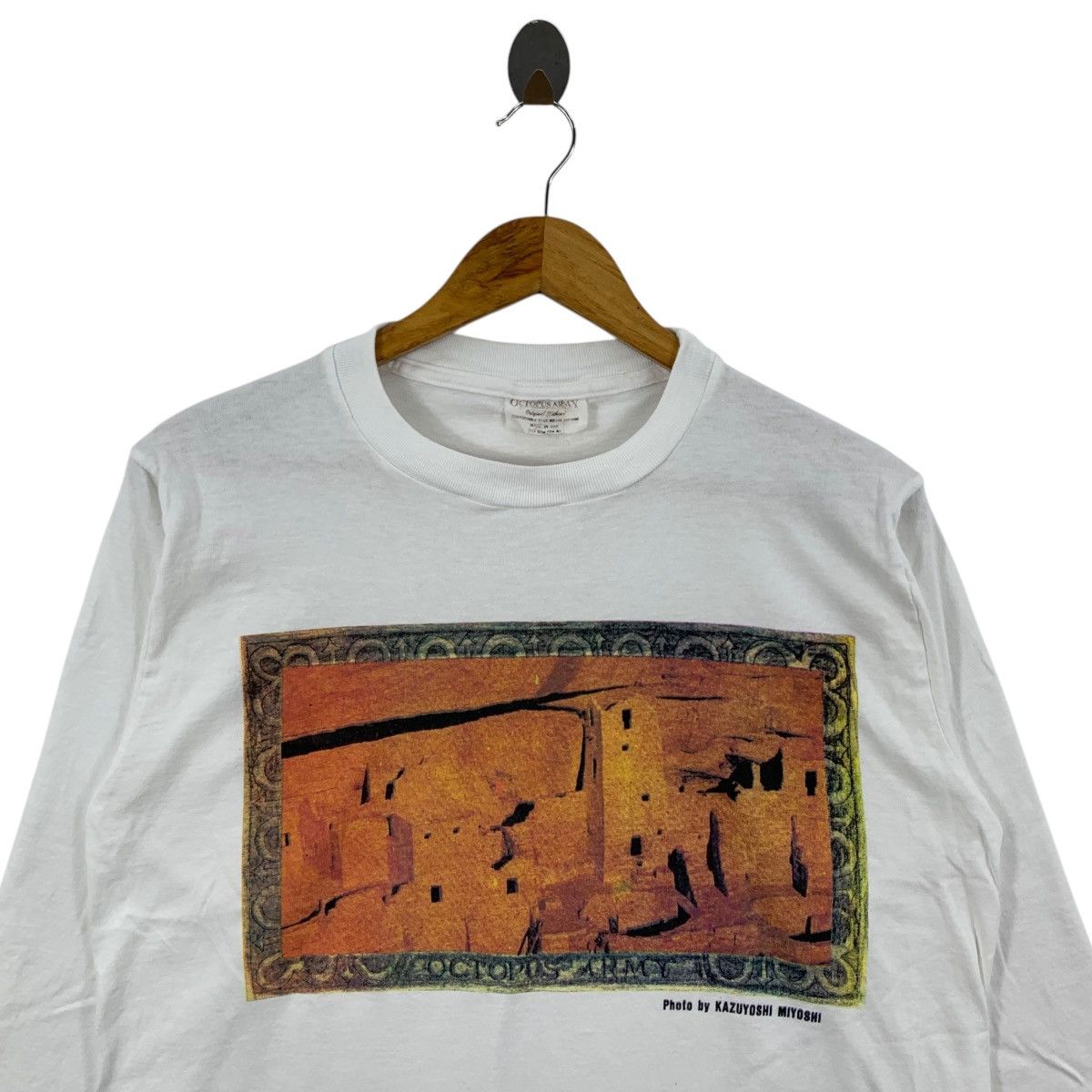 Octopus Vintage 90s OCTUPUS ARMY USA By Kazuyoshi Miyoshi Art Shirt Size US M / EU 48-50 / 2 - 3 Thumbnail