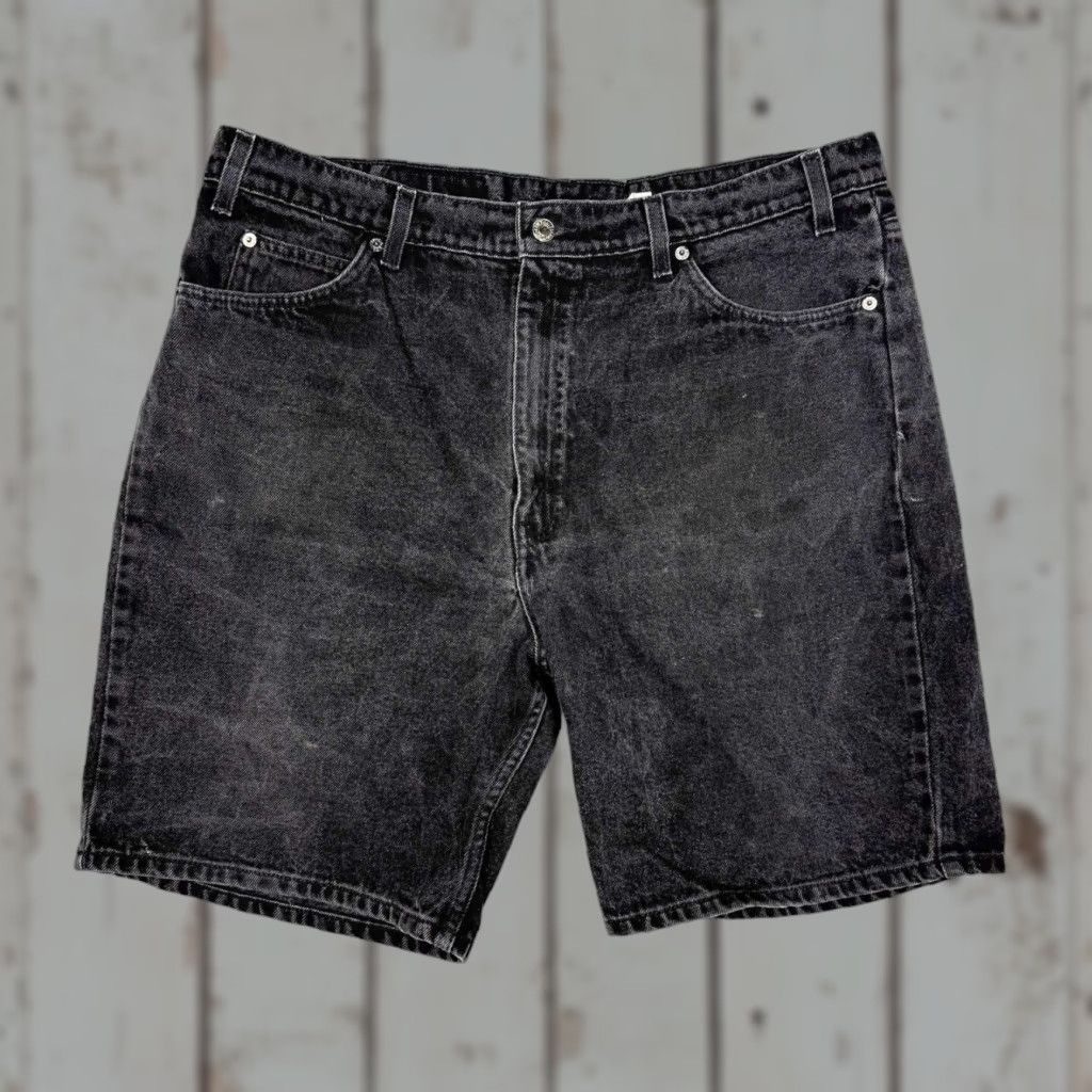 Levi's VINTAGE Levi’s 550 Black Washed Bermuda Shorts Mens 40 Regular Zip 9in Inseam USA 90s Orange Tab Denim Cotton Size US 40 / EU 56 - 1 Thumbnail