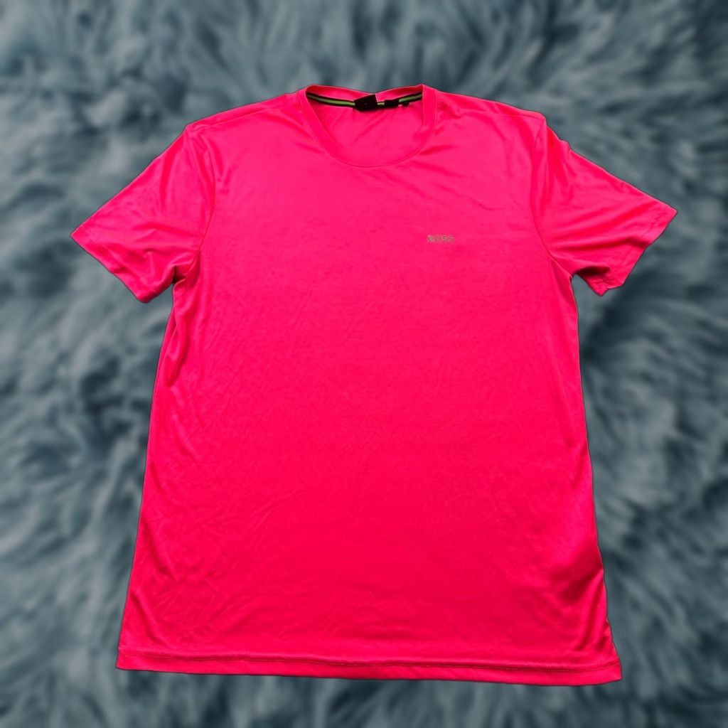Hugo Boss **HUGO BOSS Pink Pullover Short Sleeve T-Shirt Mens XL** User: **HUGO BOSS Pink Pullover Short Sleeve T-Shirt Mens XL** Size US XL / EU 56 / 4 - 1 Thumbnail