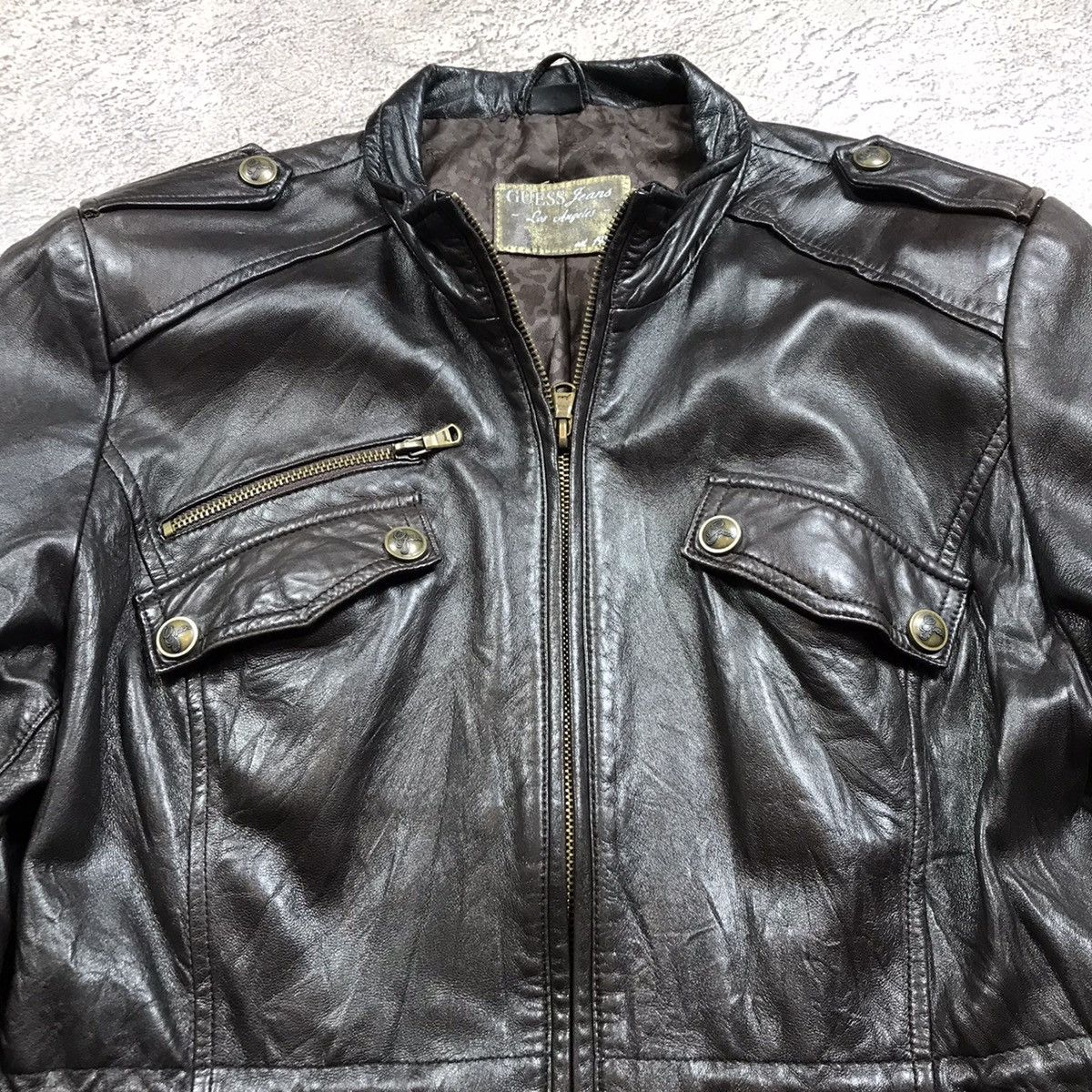 Vintage Vintage Guess Cropped Bomber Jacket Y2K Streetwear Black L Size L / US 10 / IT 46 - 2 Thumbnail