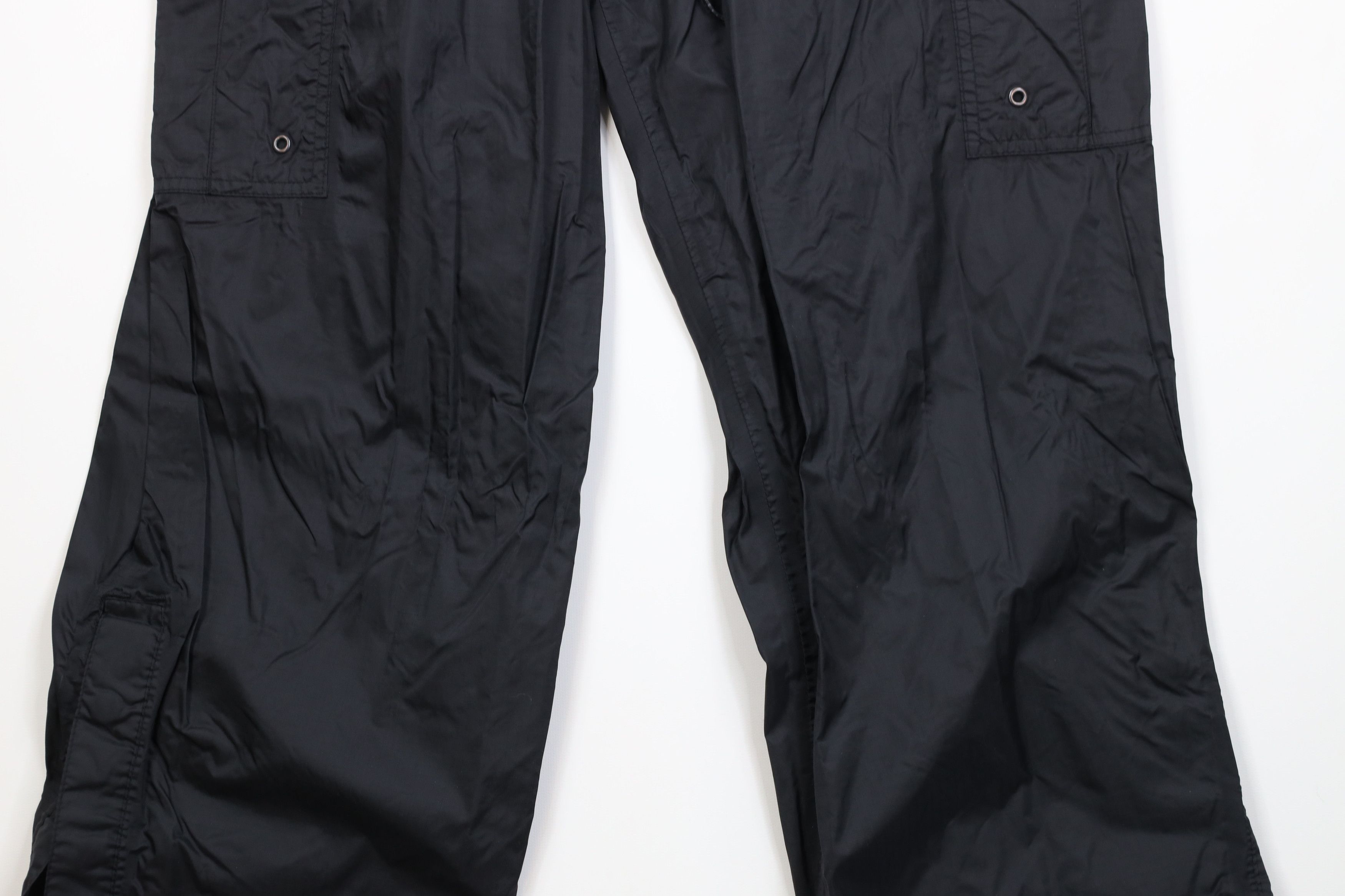Vintage Vintage 90s Streetwear Wide Leg Waterproof Rain Cargo Pants Size US 34 / EU 50 - 4 Thumbnail