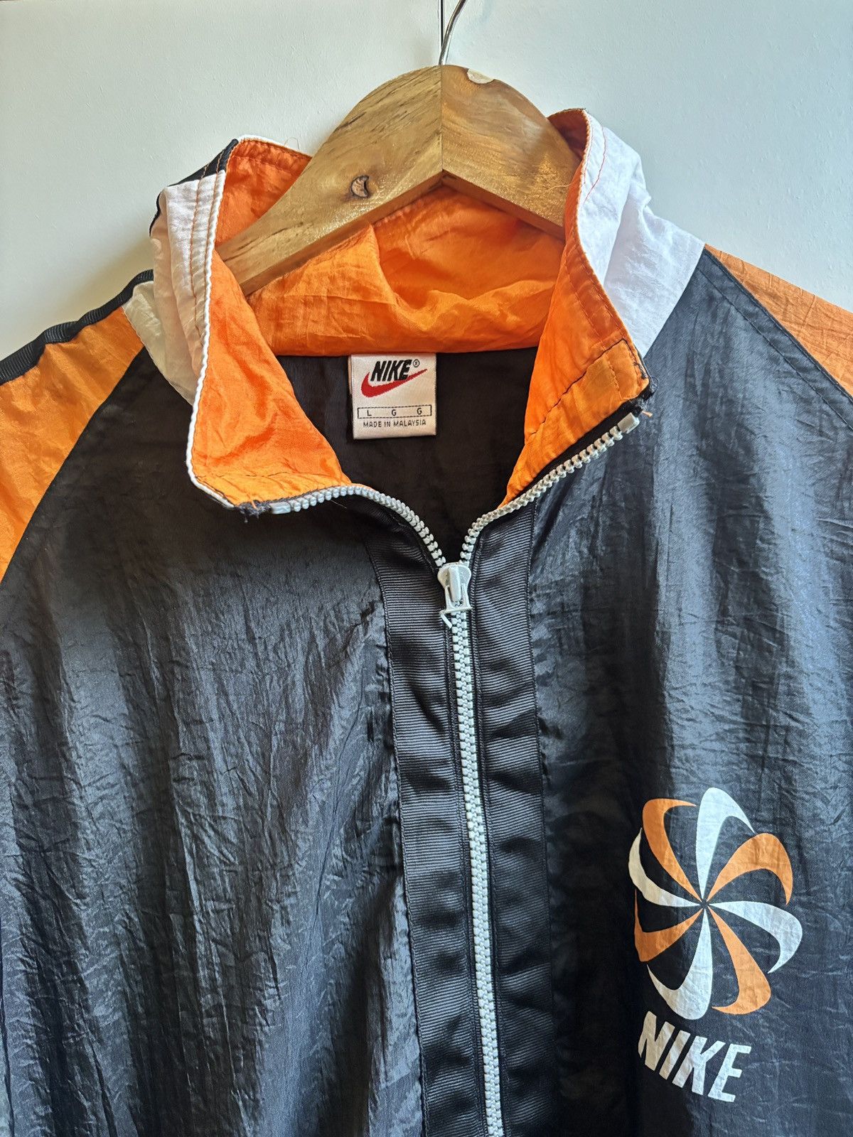 Nike 90s Nike Pinwheel Windbreaker Size US XL / EU 56 / 4 - 4 Thumbnail
