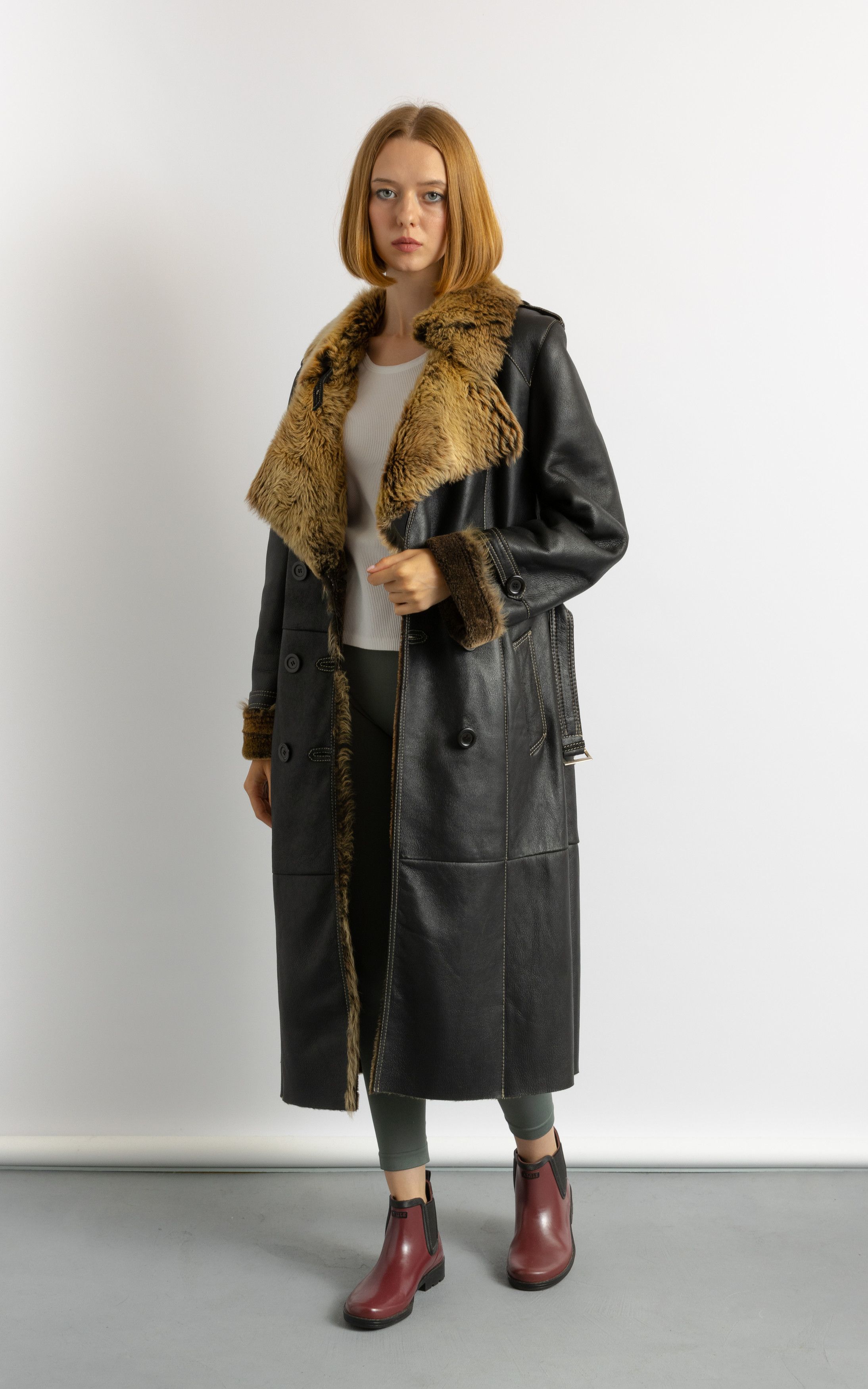 Vintage Sheepskin Leather Shearling Fastens Coat size Medium 8712 Size M / US 6-8 / IT 42-44 - 2 Thumbnail
