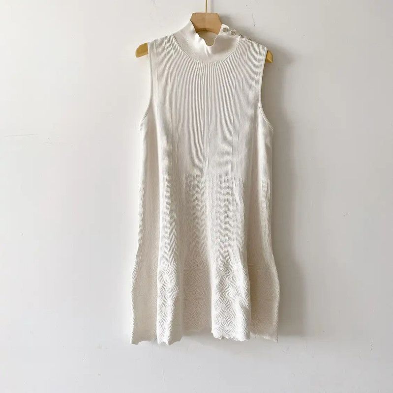 Chanel Chanel Sleeveless White Cotton Midi Dress 0089 Size M / US 6-8 / IT 42-44 - 1 Thumbnail