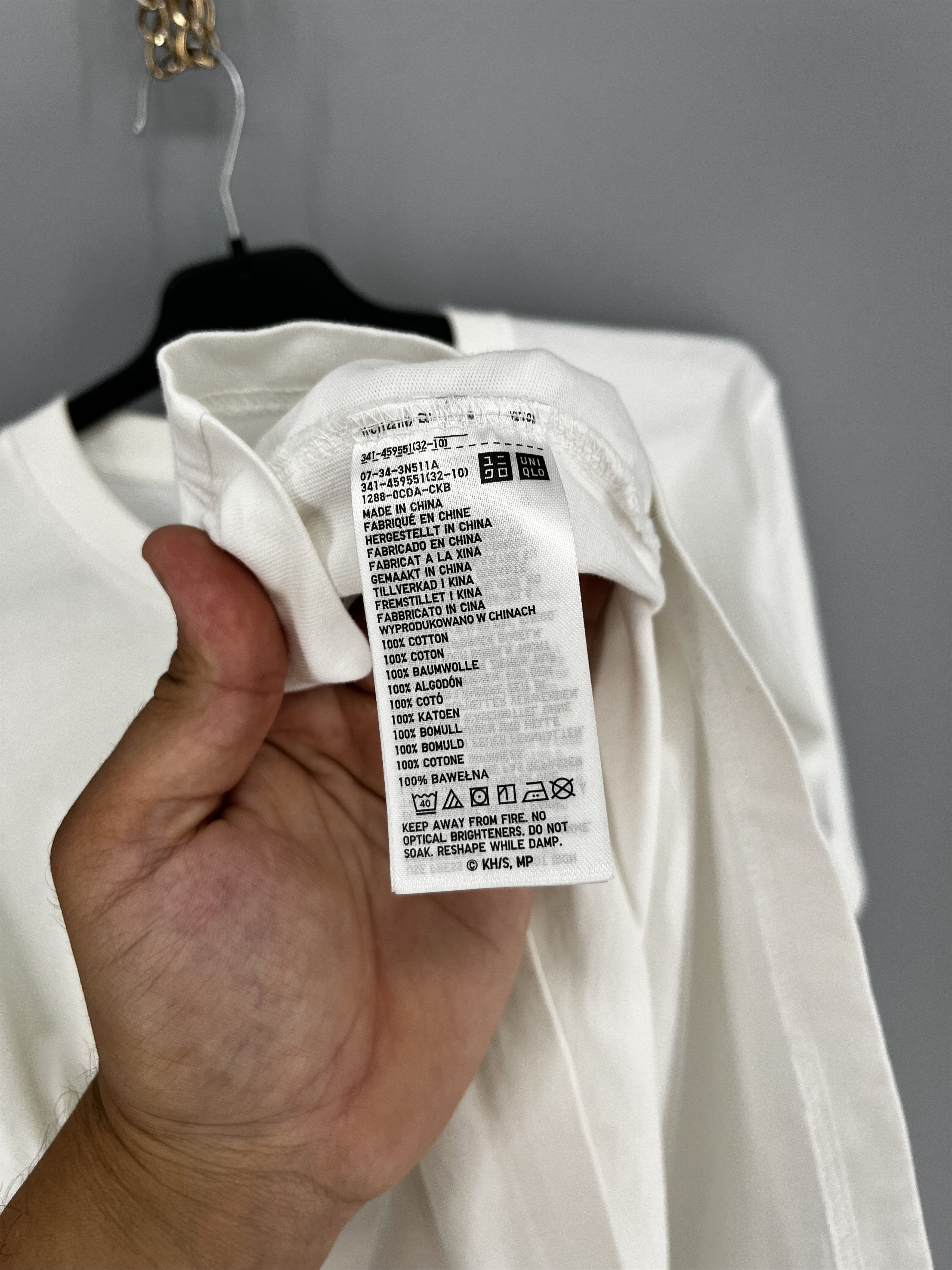 Uniqlo UT Uniqlo My Hero Academia Shirt Adult M White Deku Bakugo Size US M / EU 48-50 / 2 - 8 Thumbnail