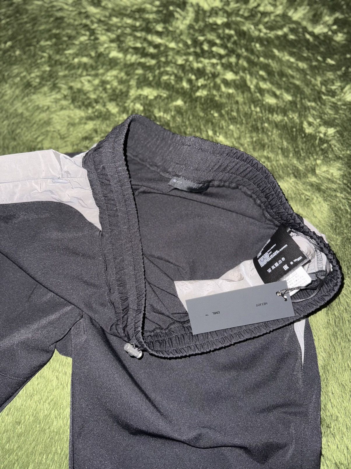 Heliot Emil [50] HELIOT EMIL Rubber Strap nylon blended Track Pants Size US 36 / EU 52 - 3 Thumbnail