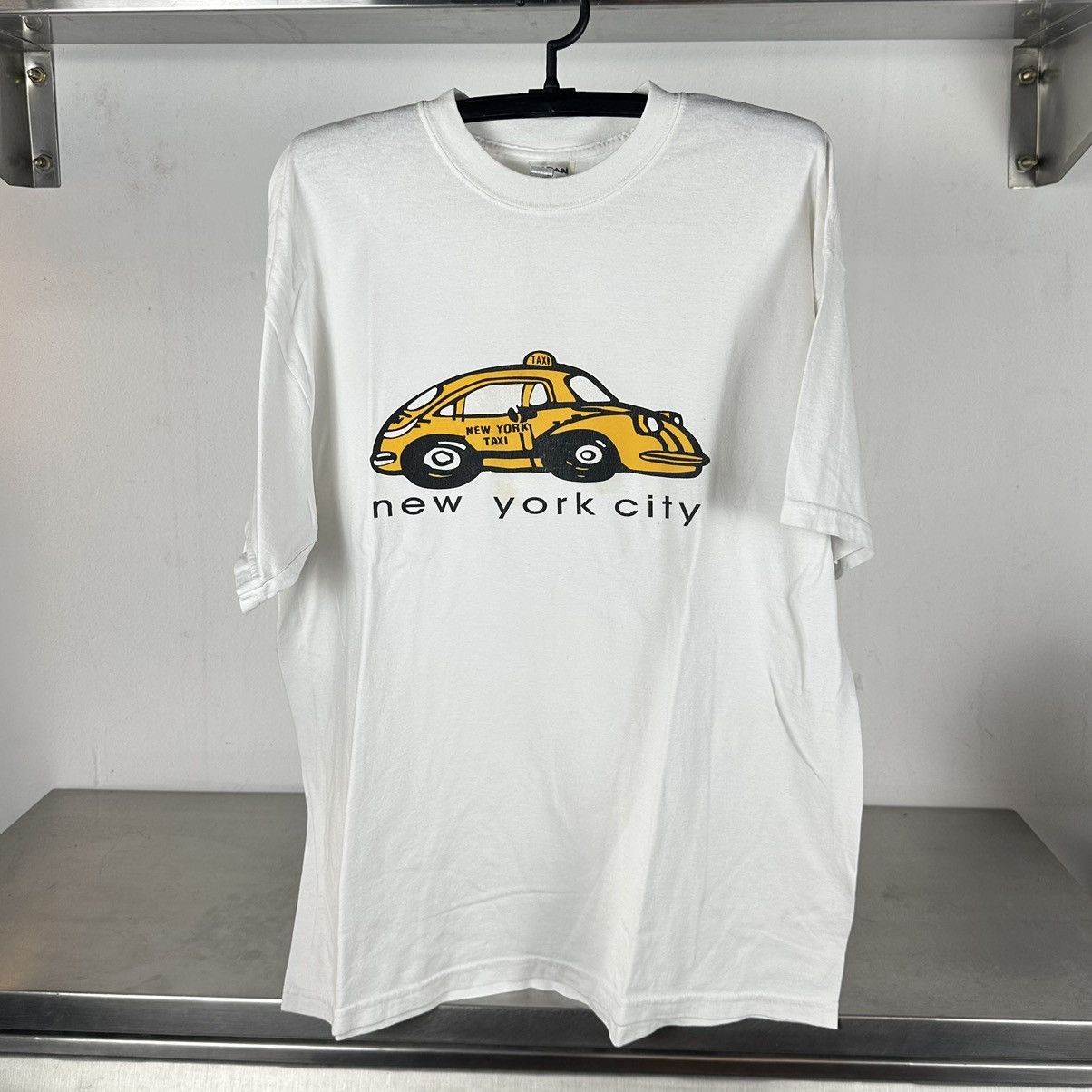 Gildan × Vintage Vintage 2000s New York City Cab Taxi Pop Art XL T-shirt Size US XL / EU 56 / 4 - 1 Thumbnail