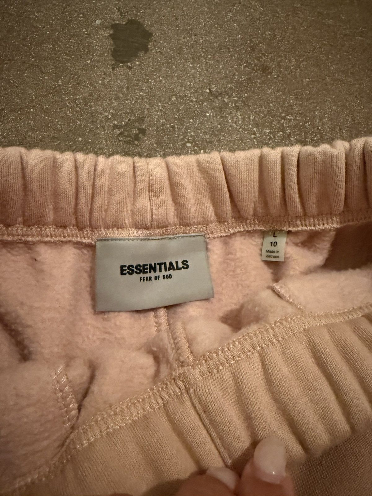 Fear of God Essentials Fear of God Shorts Size 32" / US 10 / IT 46 - 4 Thumbnail