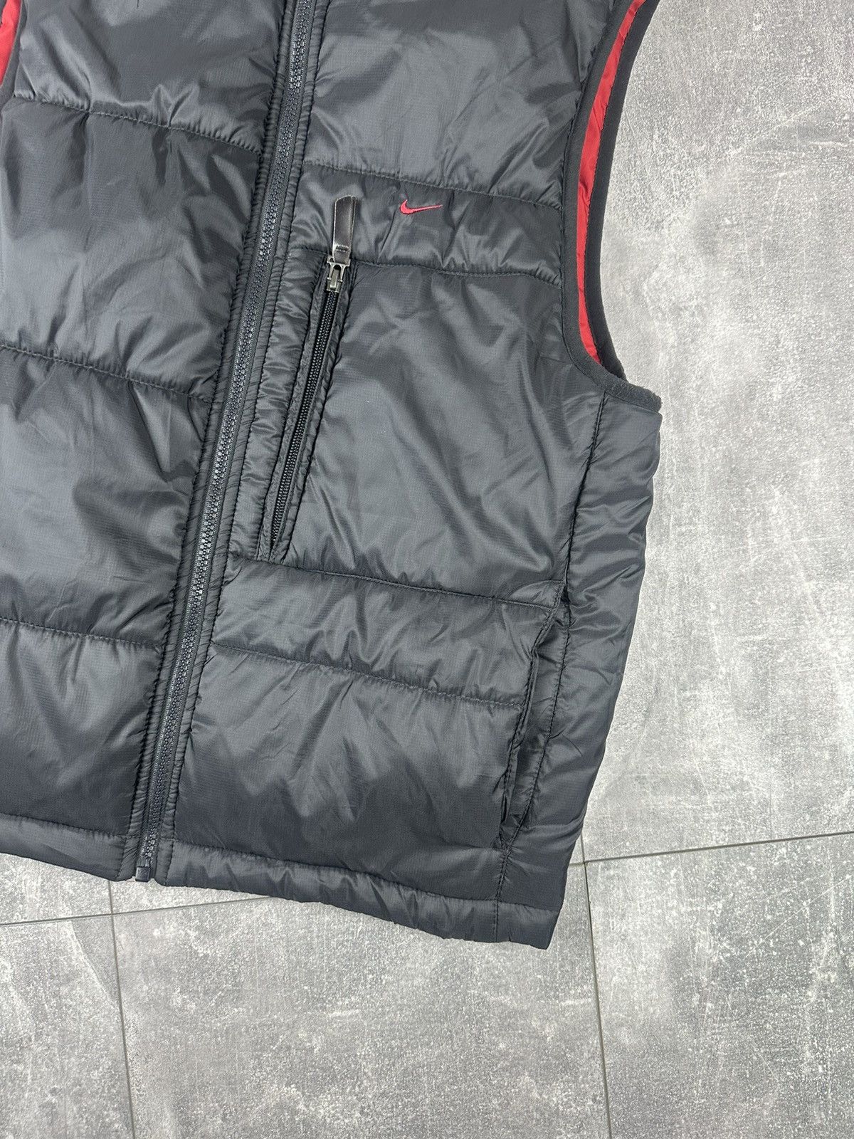 Nike Nike Reversible Sportswear Vest Red/Black Swoosh Logo Size US S / EU 44-46 / 1 - 8 Thumbnail