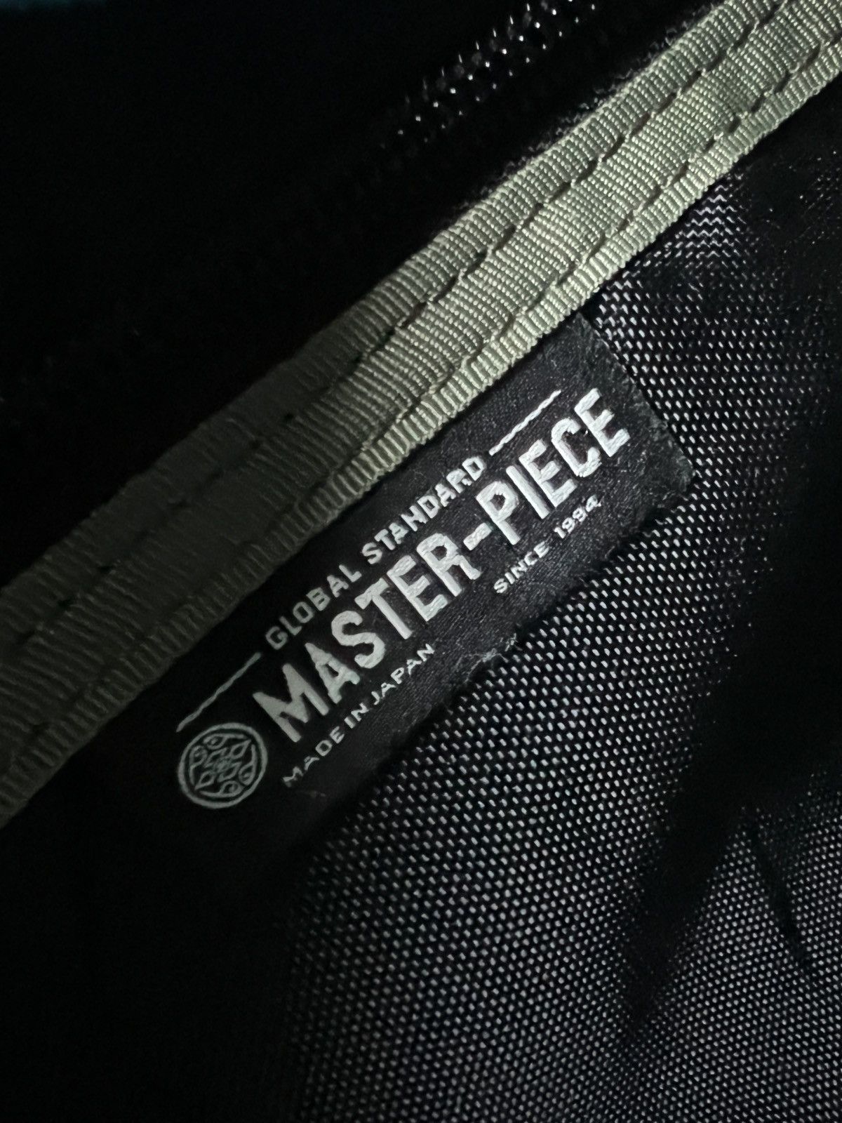 MasterPiece Masterpiece : Global Standard Japan 1994 Cross bAg Size ONE SIZE - 8 Thumbnail