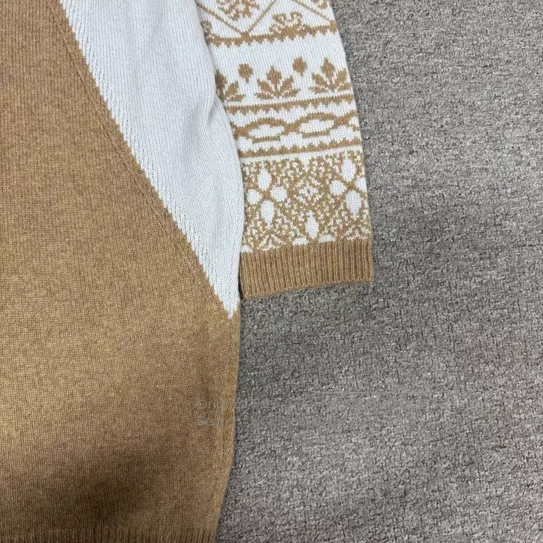 Hermes Hermes Camel and Light Blue Snowflake Crewneck Cashmere K Size XS / US 0-2 / IT 36-38 - 4 Thumbnail