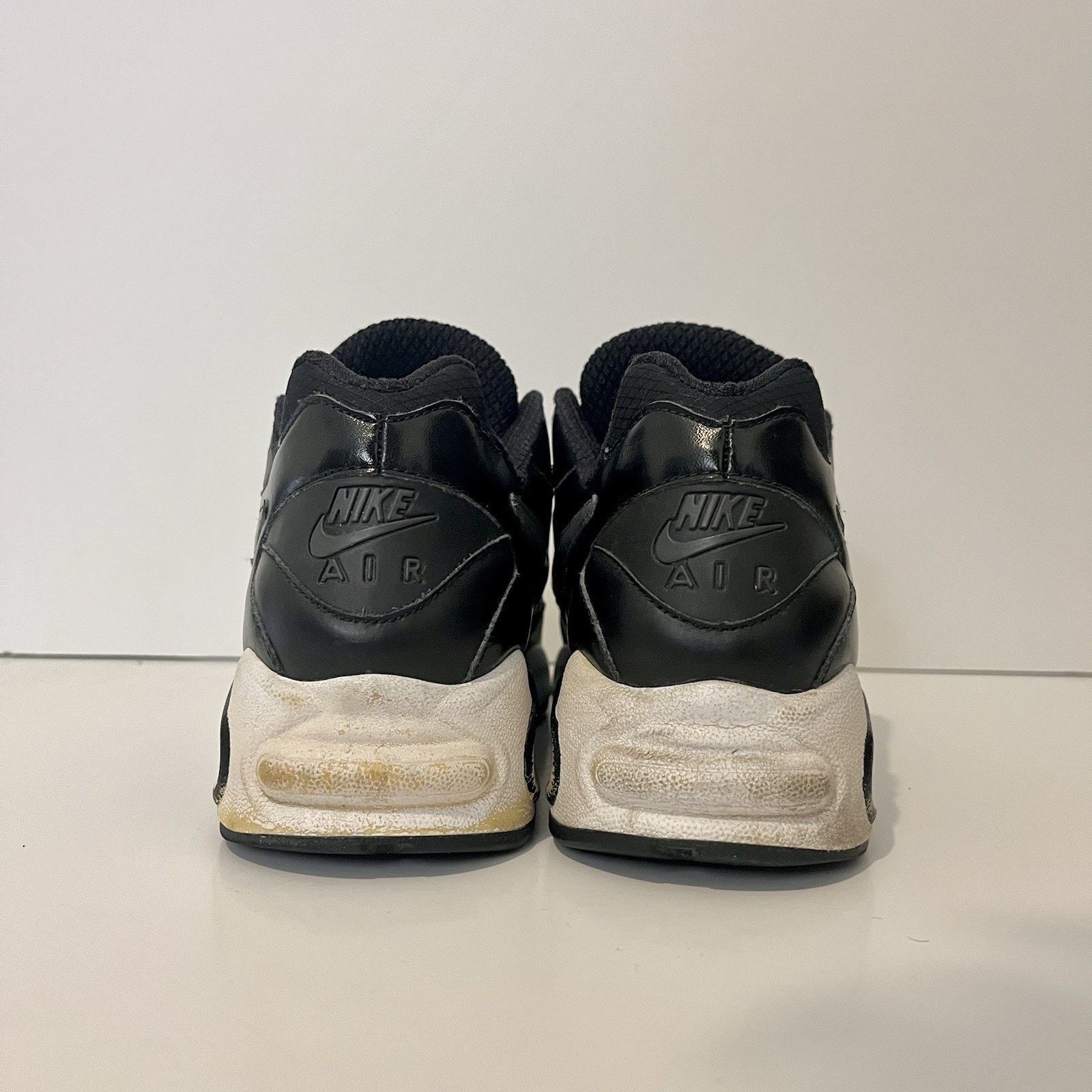 Nike 2009 Nike Air Max Triax 94 386158 001 rare vtg Sz 10 Size US 10 / EU 43 - 5 Thumbnail