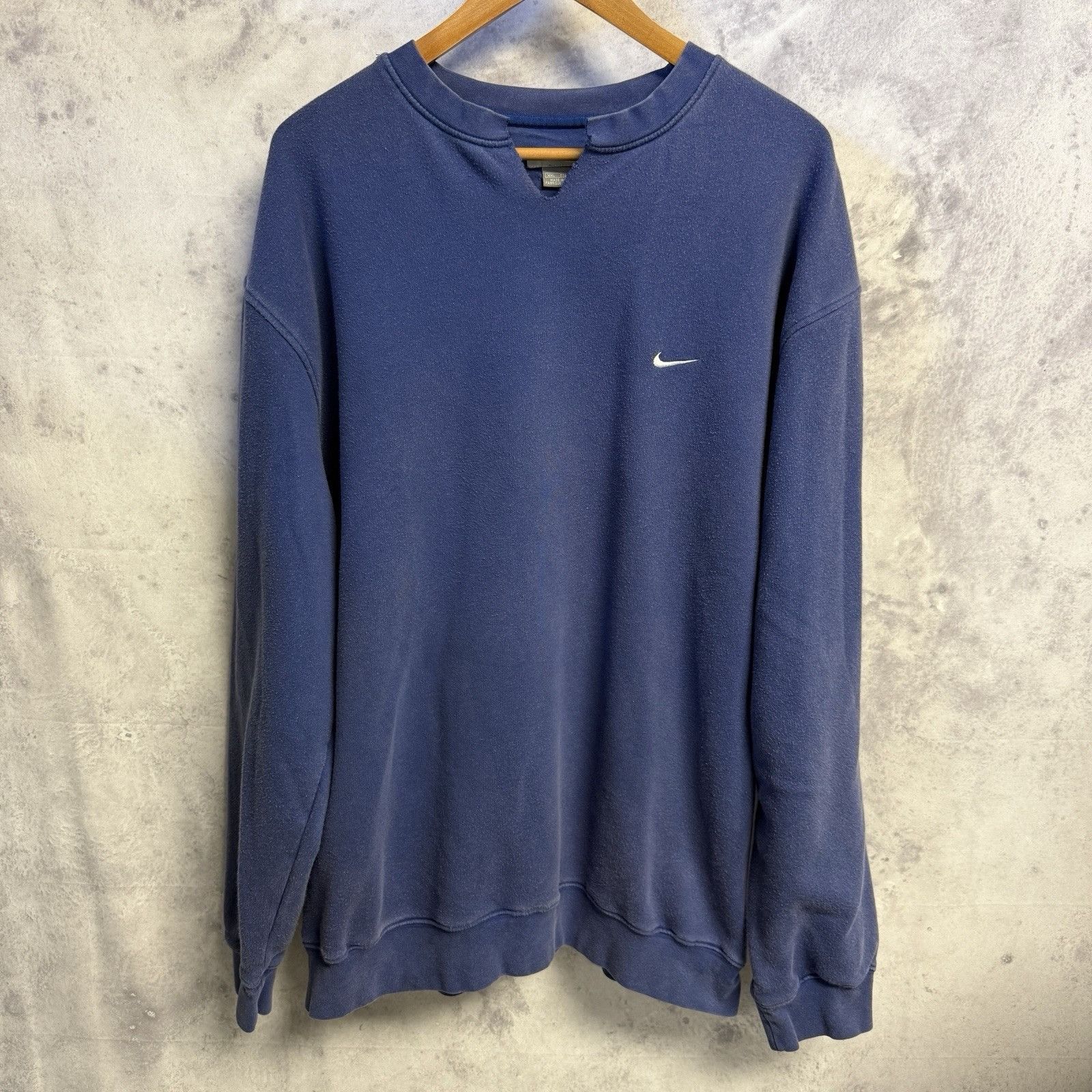 Nike Vintage Y2K Nike Sweatshirt Mens XXL 27x29.5 Blue Cut Neck Size US XXL / EU 58 / 5 - 1 Thumbnail
