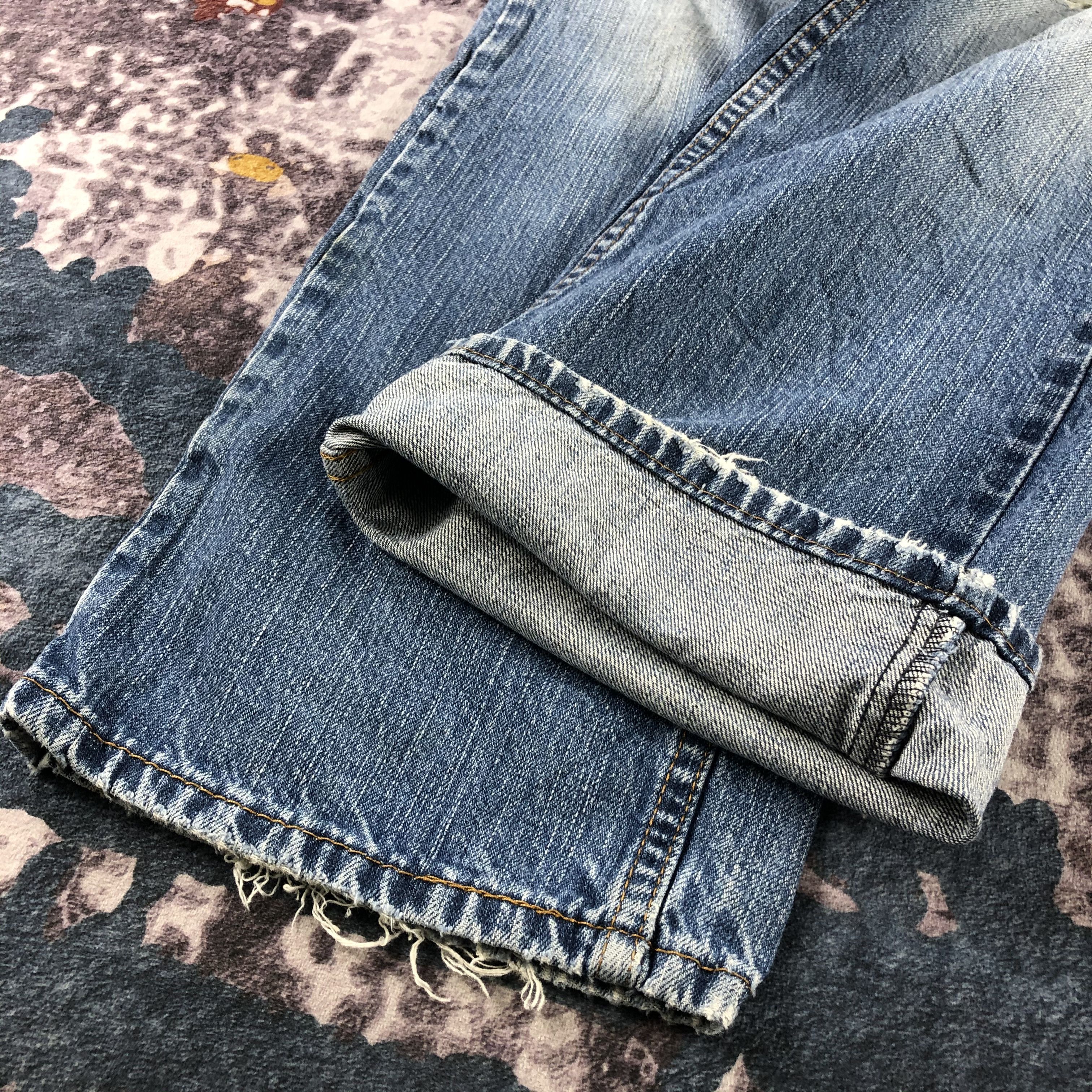 Levi's × Vintage Vintage Blue Wash Levis 559 Jeans-JM2988 Size US 35 - 8 Thumbnail