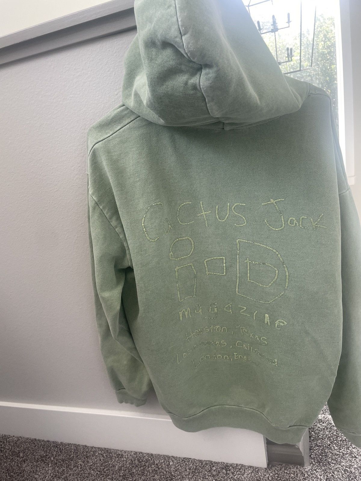 Travis Scott × Vintage ID-MAGAZINE UTOPIA HOODIE Size US L / EU 52-54 / 3 - 1 Thumbnail