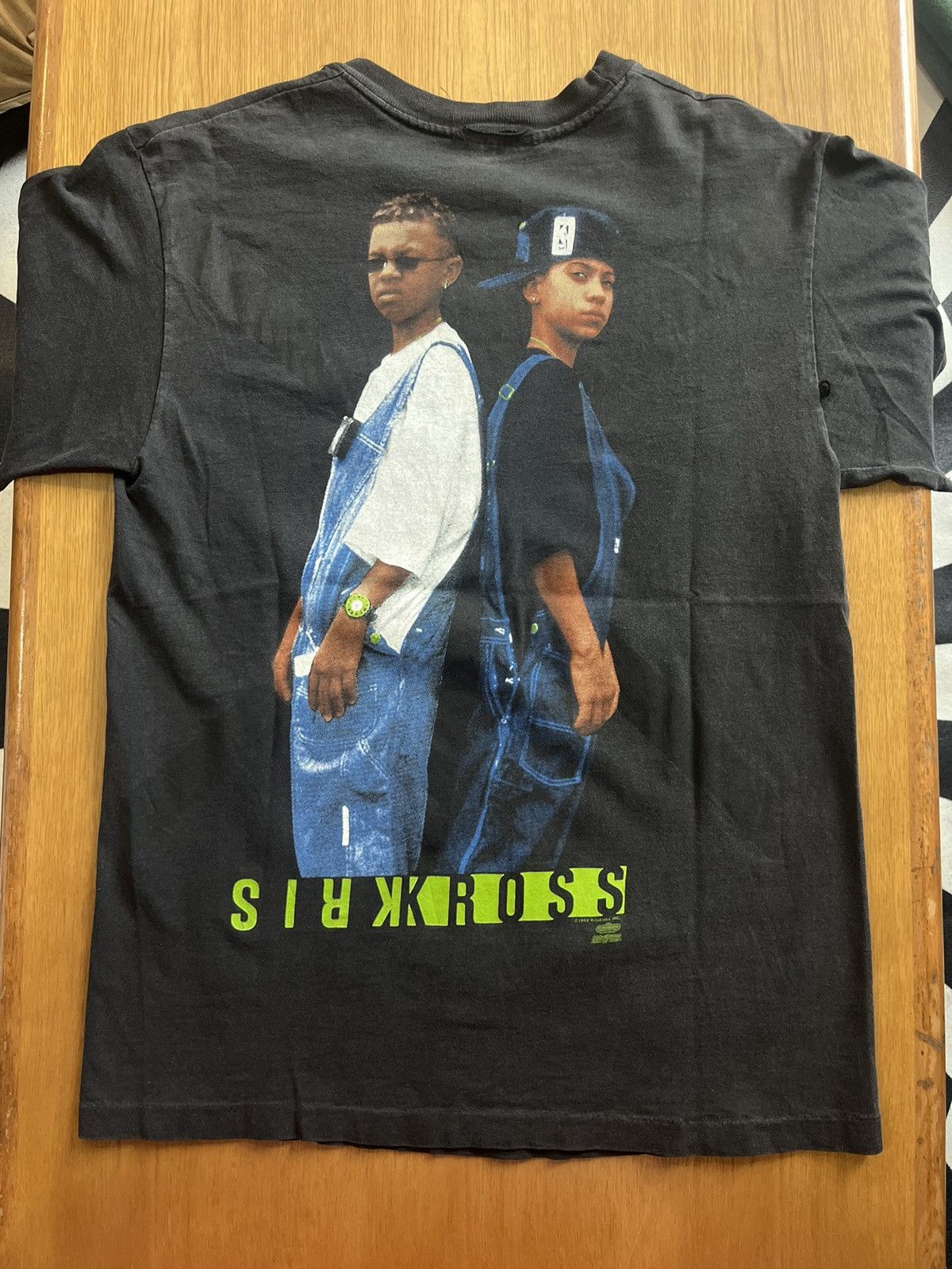 Band Tees Vintage Kris Kross Jump Jump 1992’s Rap Tshirt Size US S / EU 44-46 / 1 - 8 Thumbnail