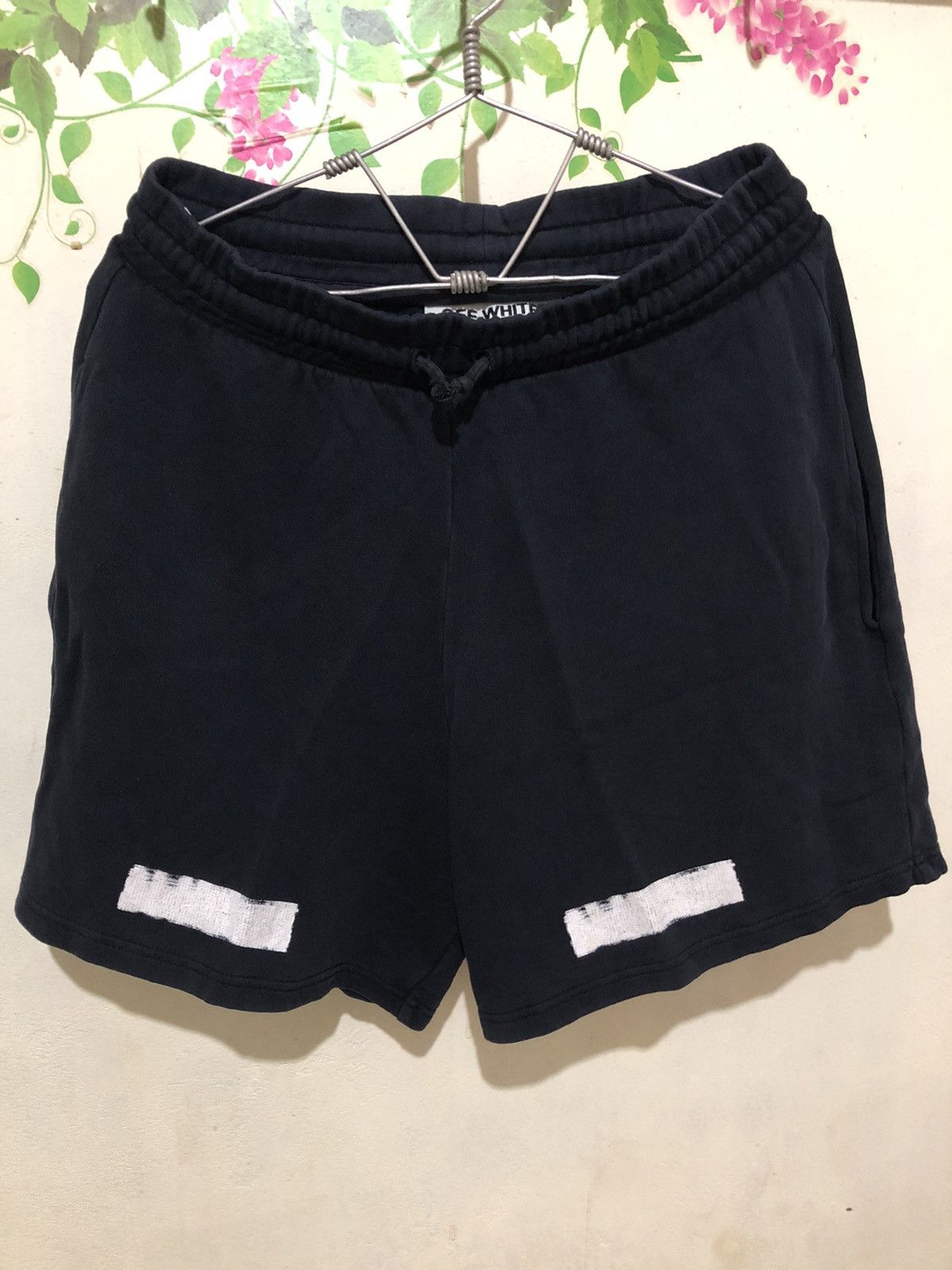Off-White Black White Off-White Short pant Size US 32 / EU 48 - 1 Thumbnail