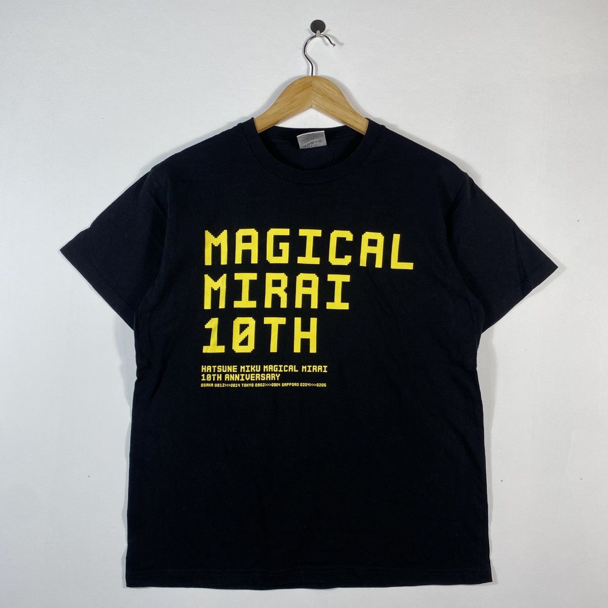 Anime HATSUNE MIKU Magical Mirai 10th Anniversary Sapporo TeeShirt Size US M / EU 48-50 / 2 - 3 Thumbnail
