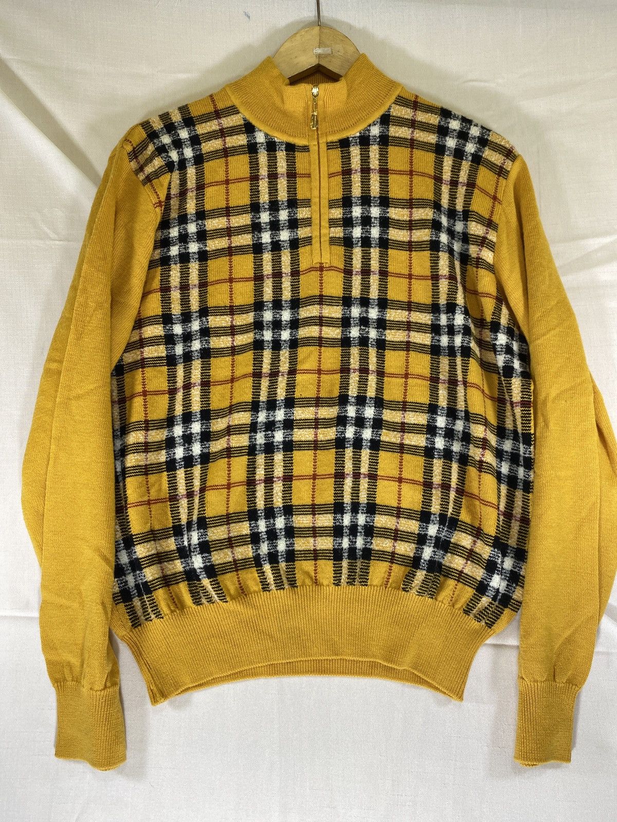 Burberry Prorsum vintage yellow gold nova check quarter zip knit Size US M / EU 48-50 / 2 - 1 Thumbnail