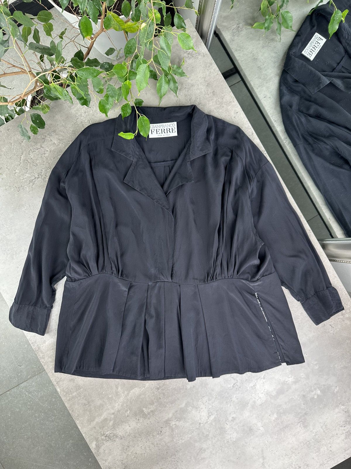 Gianfranco Ferre Gianfranco Ferre Silk Blouse Size S / US 4 / IT 40 - 1 Thumbnail
