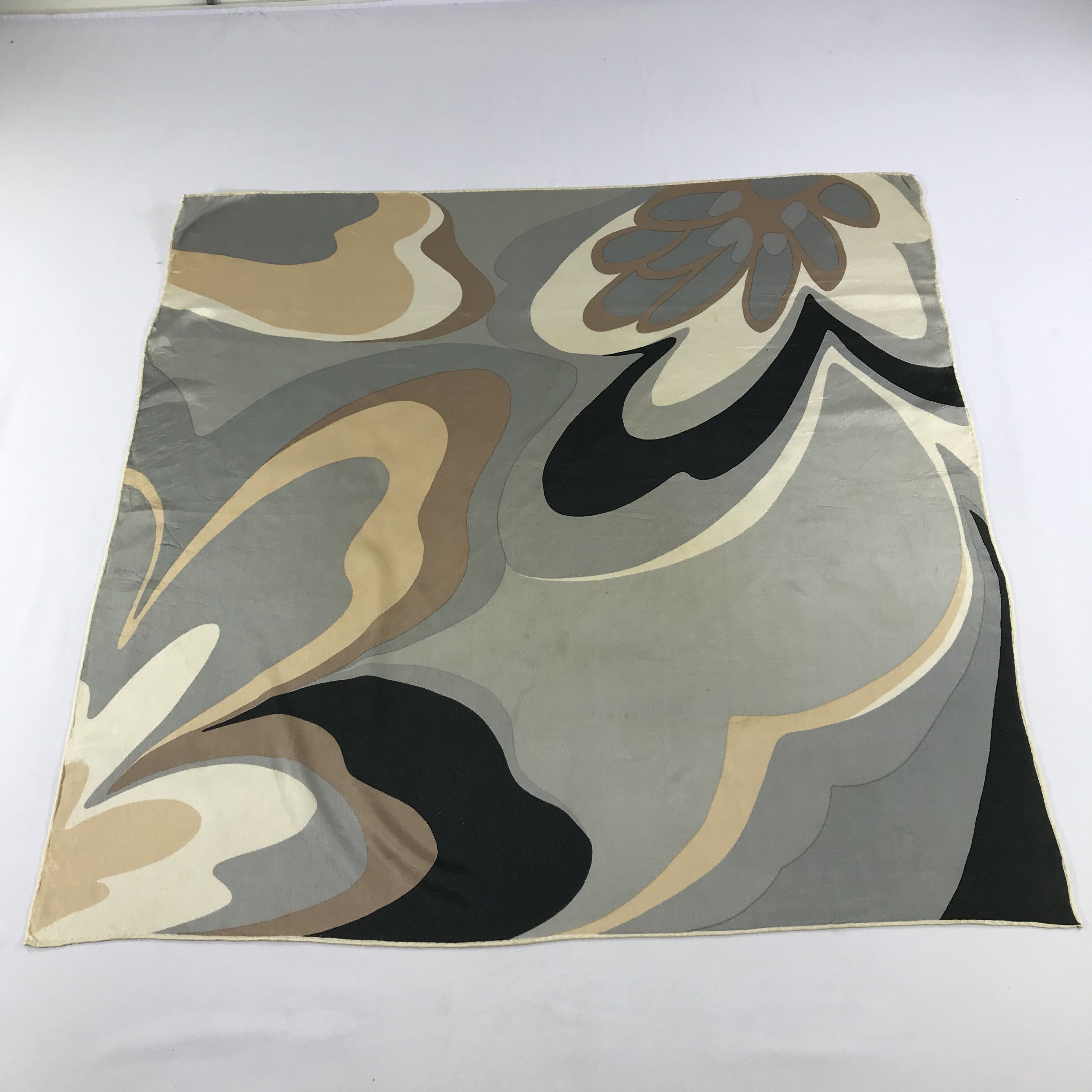 Vintage Abstract Design Silk Scarf M96 Size ONE SIZE - 2 Thumbnail