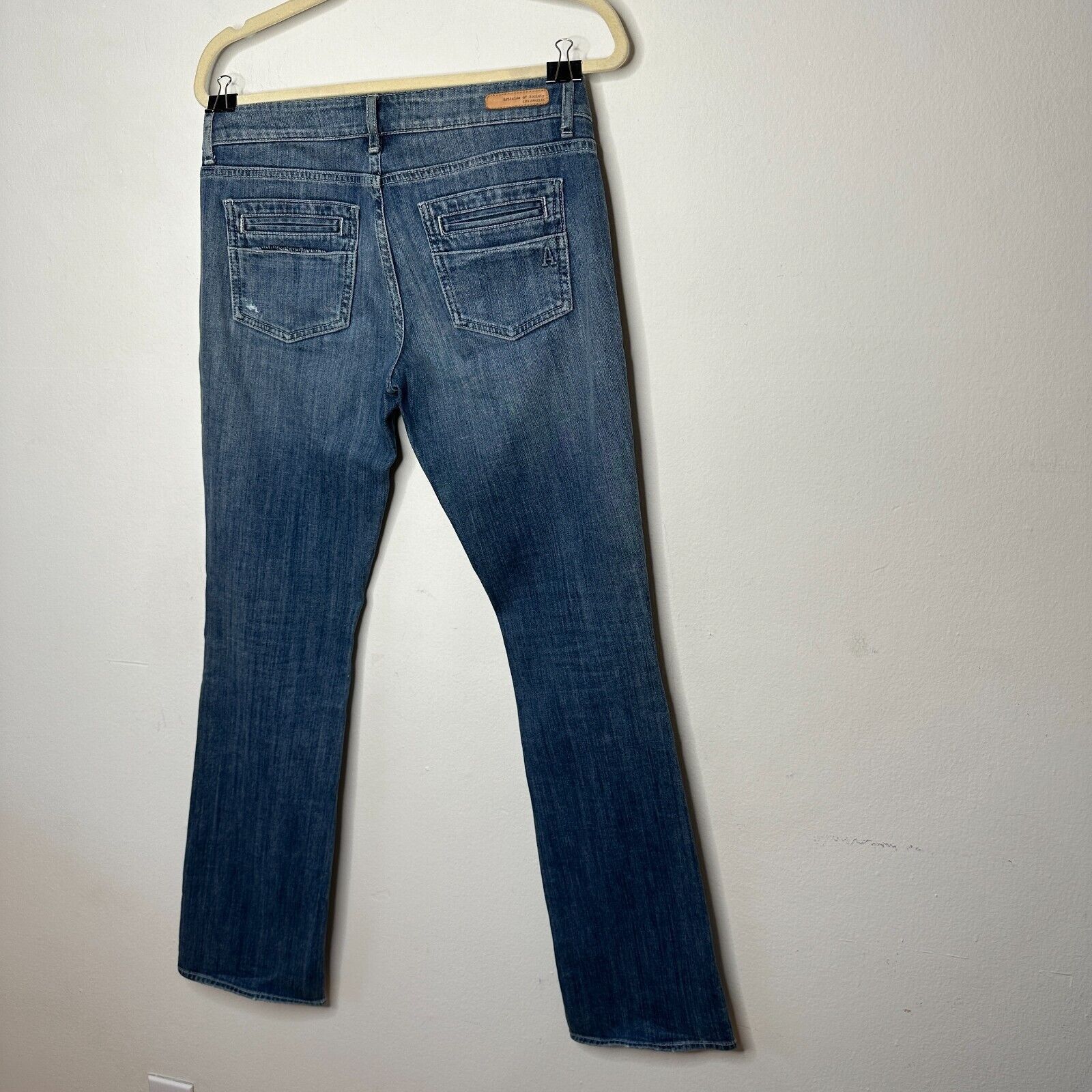 Other Articles of Society Kendra Distressed Jean Two Back Pocket 2 Size 26" / US 2 / IT 38 - 9 Thumbnail