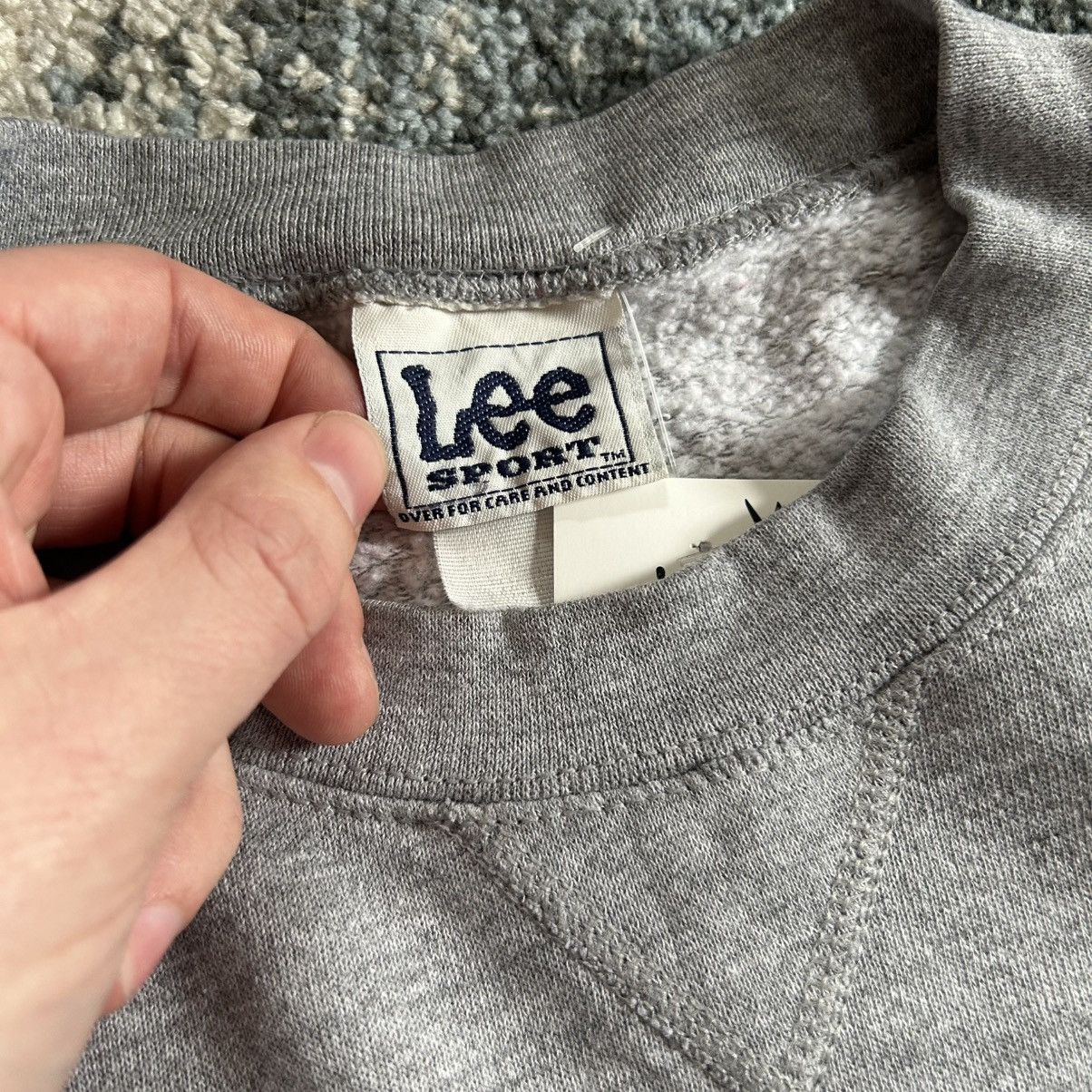 NHL LATE 90s MiD 2000s LEE SPORT BUFFALO SABRES PANELED CREWNECK Size US L / EU 52-54 / 3 - 6 Thumbnail